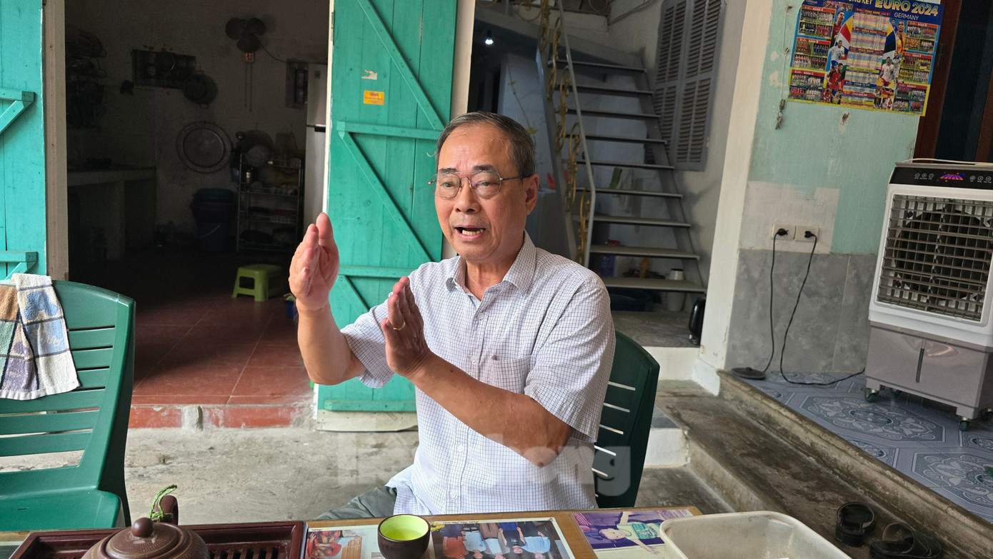 Hà Nội: Nhiều hộ dân sống bất an trong những căn nhà xập xệ nhưng không được xây mới dù có sổ đỏ- Ảnh 3.