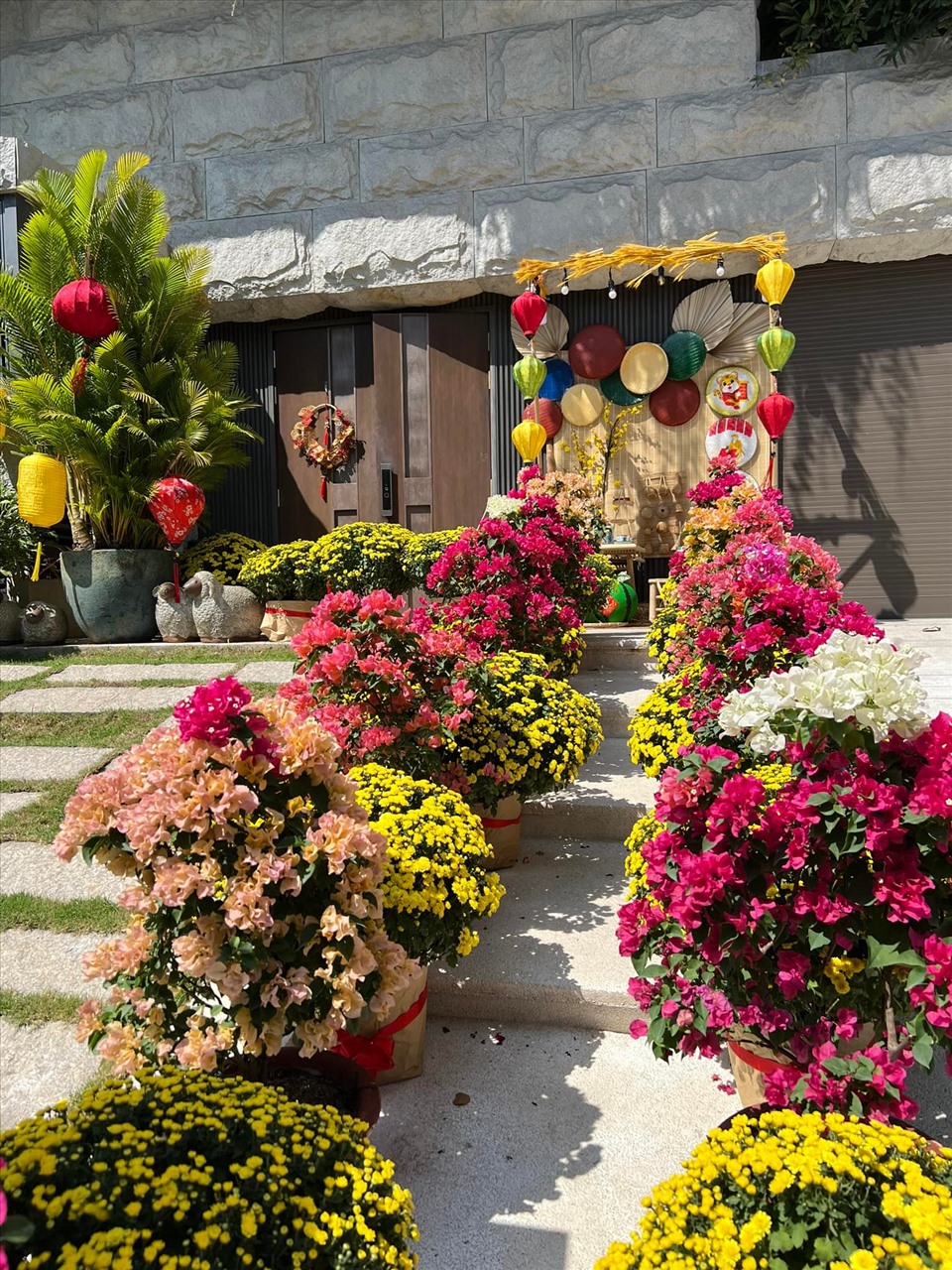 Cuộc sống hòa hợp của vợ chồng Cường Đô La trong biệt thự đẹp như trung tâm thương mại ở TP.HCM- Ảnh 5. Cuộc sống hòa hợp của vợ chồng Cường Đô La trong biệt thự đẹp như trung tâm thương mại ở TP.HCM- Ảnh 5.