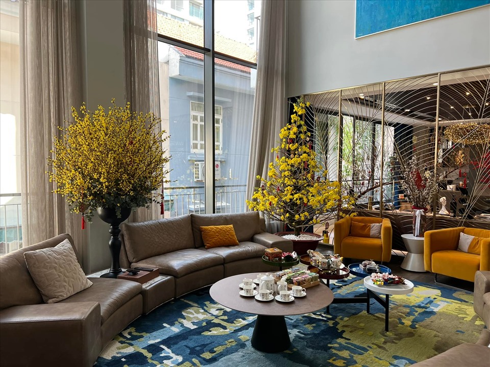 Cuộc sống hòa hợp của vợ chồng Cường Đô La trong biệt thự đẹp như trung tâm thương mại ở TP.HCM- Ảnh 7. Cuộc sống hòa hợp của vợ chồng Cường Đô La trong biệt thự đẹp như trung tâm thương mại ở TP.HCM- Ảnh 7.