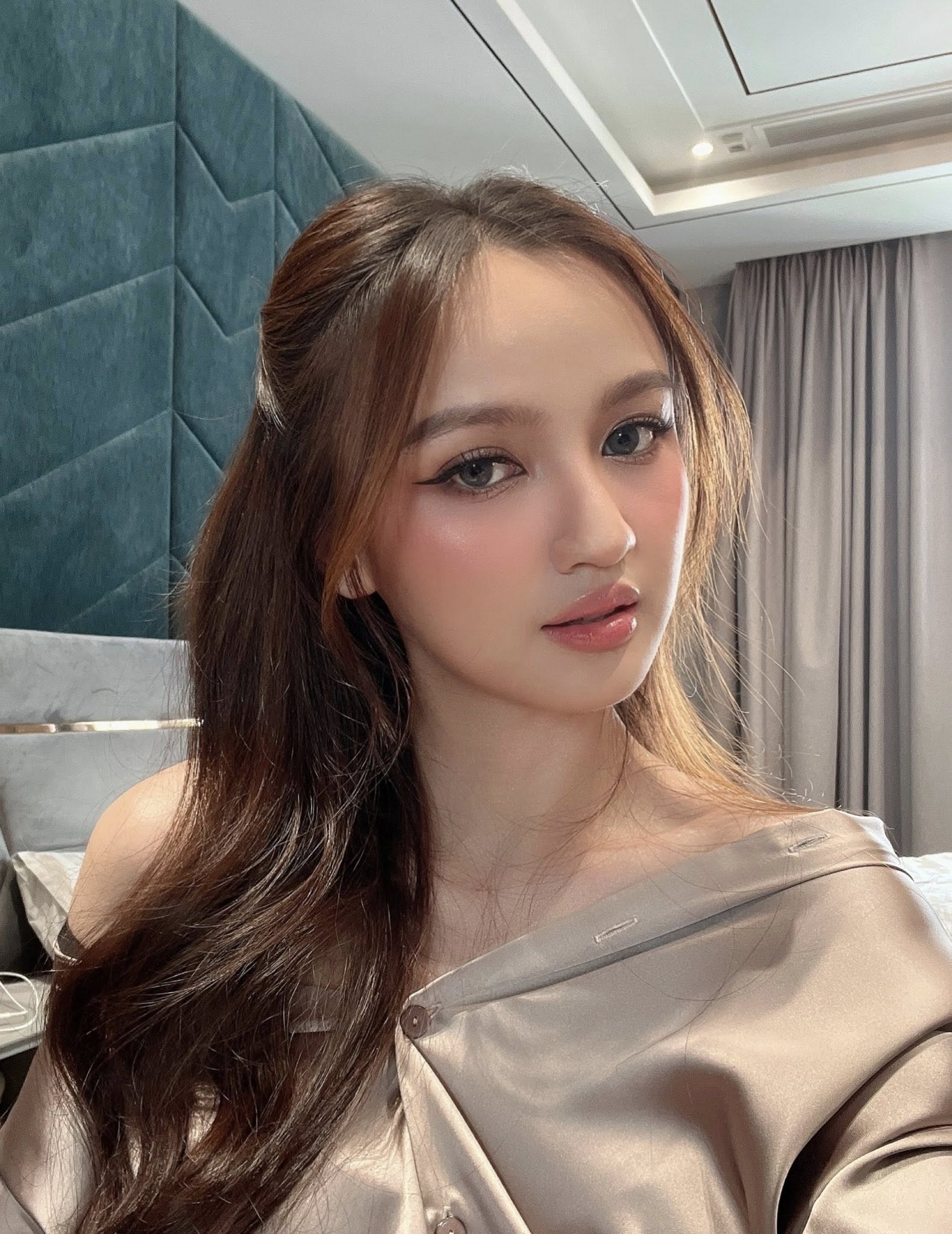 Hot girl Cần Thơ bất ngờ lộ cuộc sống sau cánh cổng hào môn: Một câu với mẹ chồng đủ khiến MXH hiểu tất cả- Ảnh 2. Hot girl Cần Thơ bất ngờ lộ cuộc sống sau cánh cổng hào môn: Một câu với mẹ chồng đủ khiến MXH hiểu tất cả- Ảnh 2.