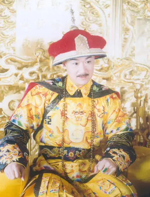 “Càn Long” mất hết danh tiếng vì nhận quảng cáo “lố”, còng lưng gánh “nghịch tử” là tội phạm- Ảnh 1. “Càn Long” mất hết danh tiếng vì nhận quảng cáo “lố”, còng lưng gánh “nghịch tử” là tội phạm- Ảnh 1.