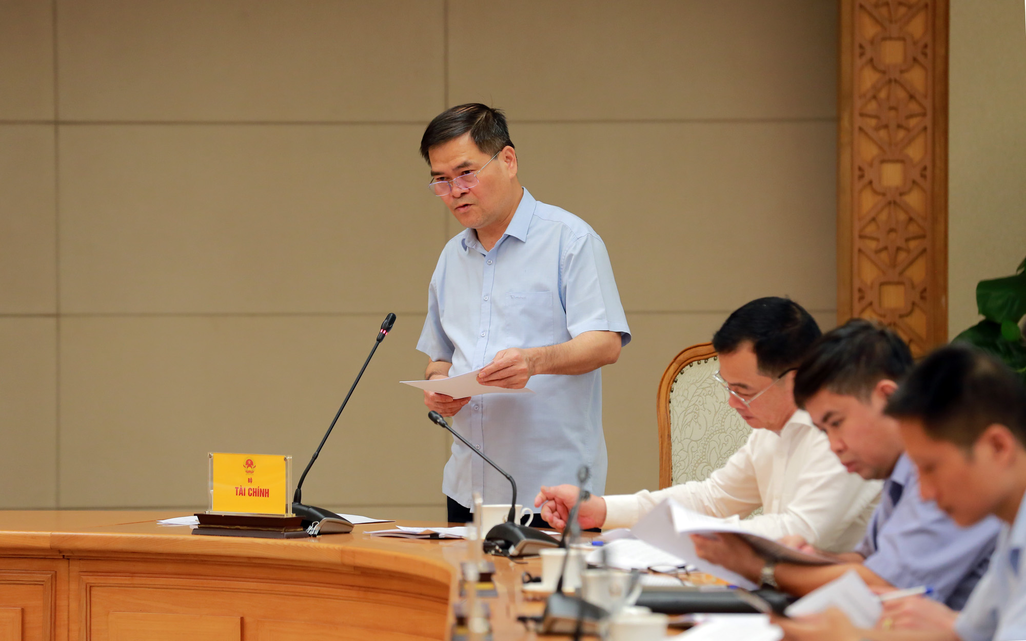Chính phủ họp với lãnh đạo các Bộ và 17 tỉnh, thành phố bàn nhiều nội dung quan trọng liên quan đến đất đai- Ảnh 3. Chính phủ họp với lãnh đạo các Bộ và 17 tỉnh, thành phố bàn nhiều nội dung quan trọng liên quan đến đất đai- Ảnh 3.