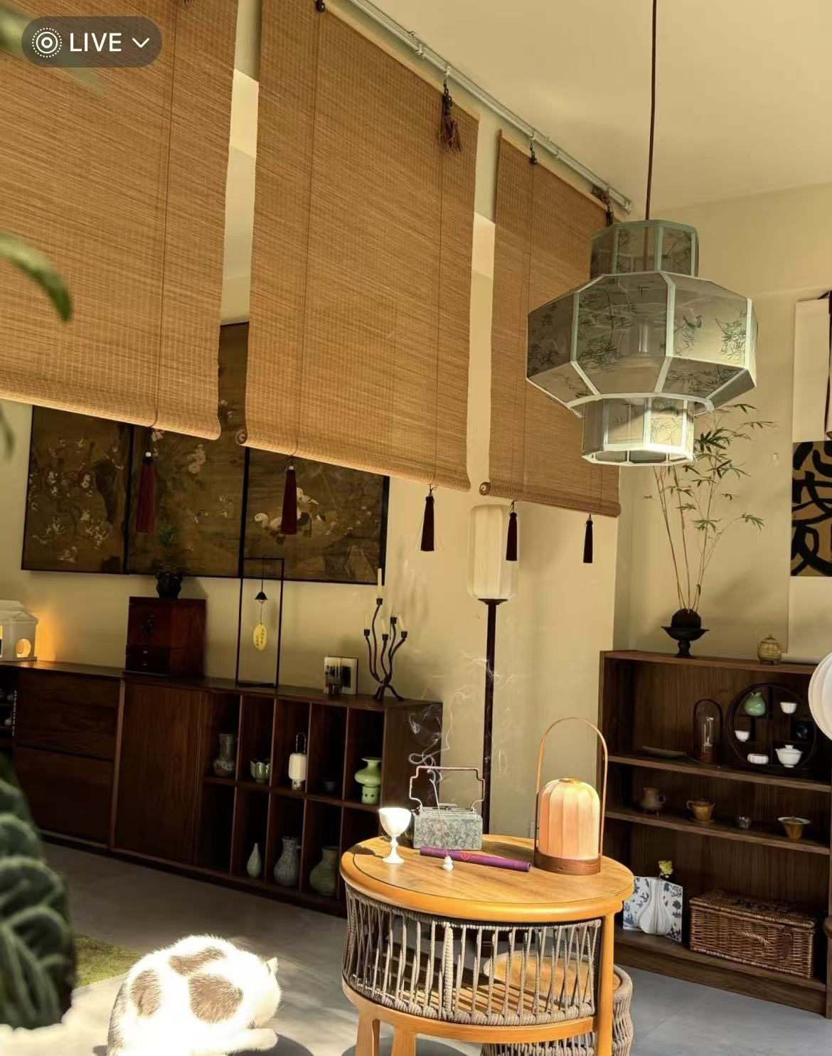 Ở nhà thuê level giám đốc: Tiền nhà 3000 USD/tháng rộng 100m2, chi thêm 200 triệu cải tạo đầy chất nghệ- Ảnh 5. Ở nhà thuê level giám đốc: Tiền nhà 3000 USD/tháng rộng 100m2, chi thêm 200 triệu cải tạo đầy chất nghệ- Ảnh 5.