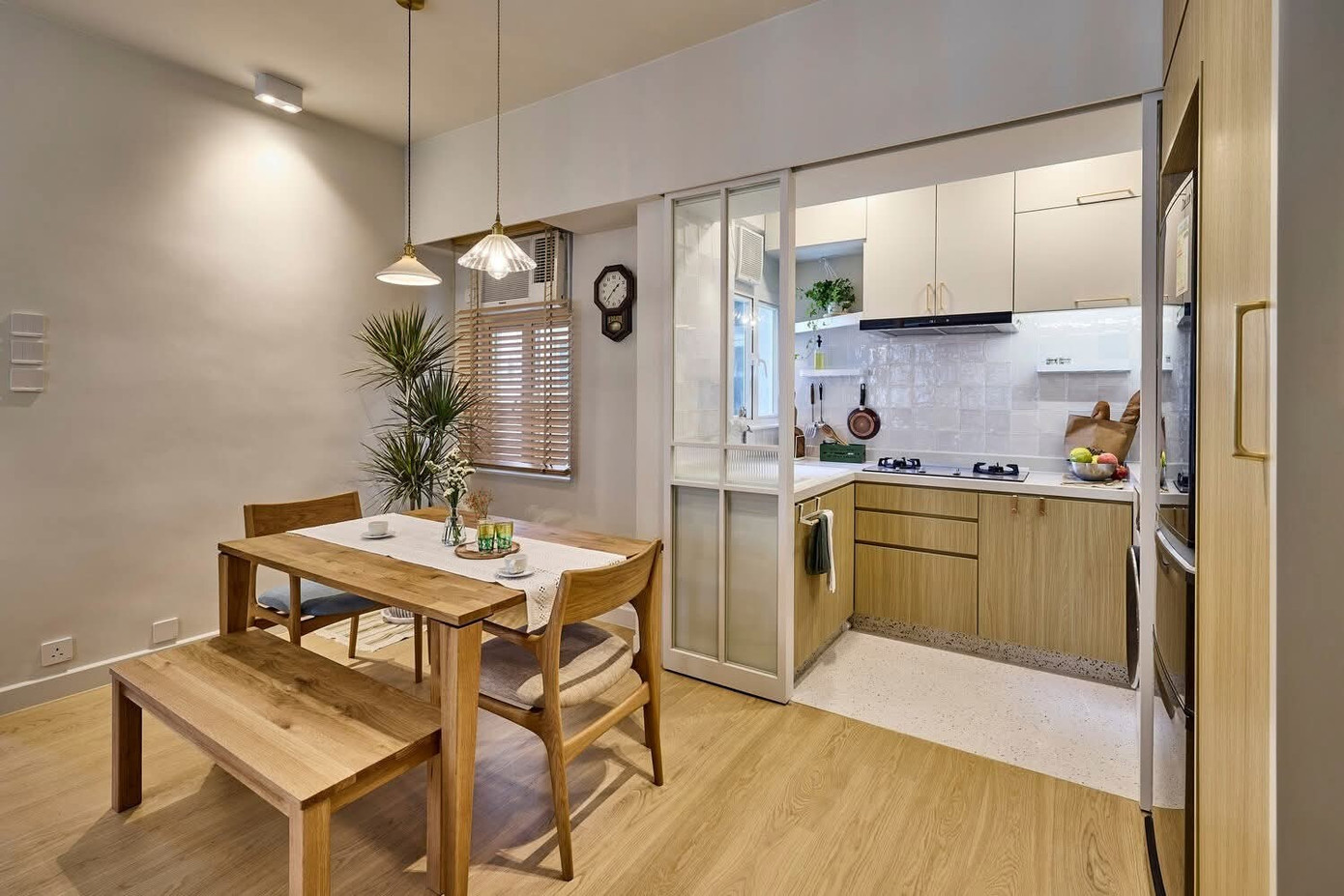 Căn hộ 49m2 đầy đủ tiện nghi của cặp vợ chồng trẻ- Ảnh 6.