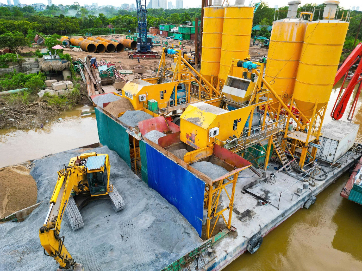 Hiện trạng dự án cầu Tứ Liên gần 20.000 tỷ đồng sau hơn 2 tháng triển khai- Ảnh 5. Hiện trạng dự án cầu Tứ Liên gần 20.000 tỷ đồng sau hơn 2 tháng triển khai- Ảnh 5.