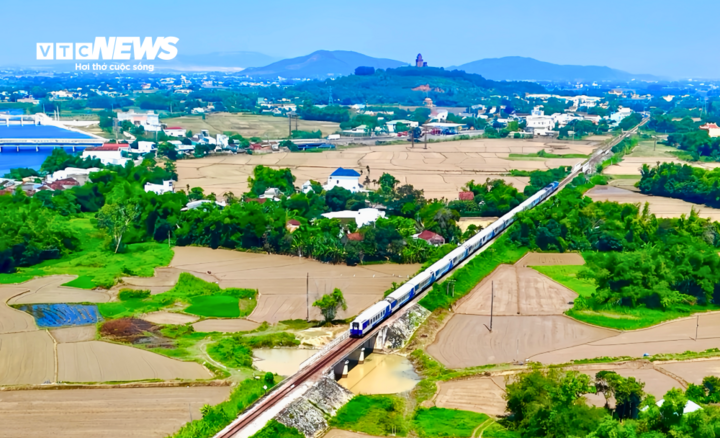 Phục vụ dự án đường sắt tốc độ cao Bắc - Nam, Gia Lai chuẩn bị tới đâu?- Ảnh 2. Phục vụ dự án đường sắt tốc độ cao Bắc - Nam, Gia Lai chuẩn bị tới đâu?- Ảnh 2.