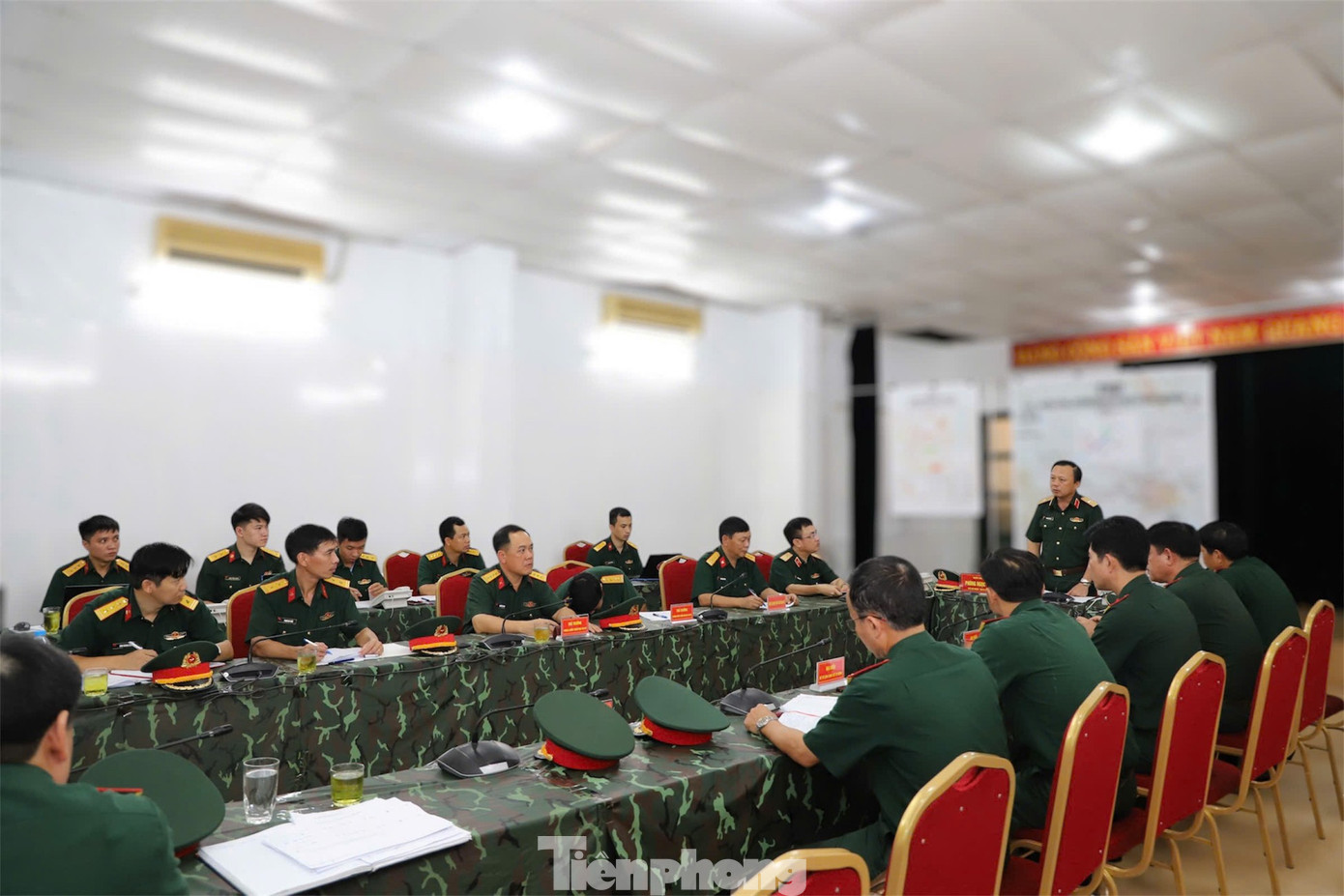 Xe pháo quân sự thực hành cơ động đêm về Quảng trường Ba Đình- Ảnh 6. Xe pháo quân sự thực hành cơ động đêm về Quảng trường Ba Đình- Ảnh 6.