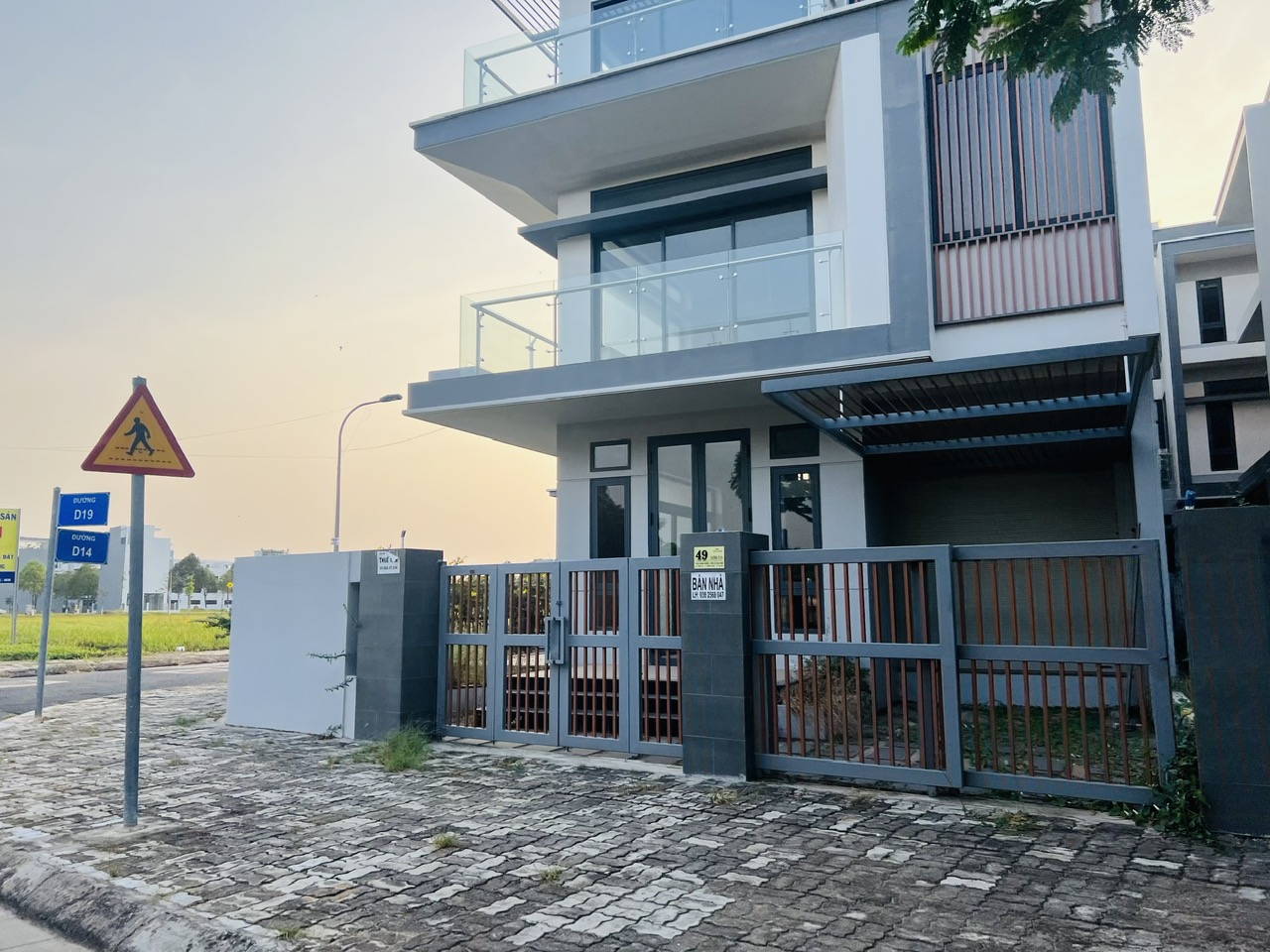 Tp.HCM thí điểm miễn giấy phép xây dựng đối với nhà ở riêng lẻ dưới 7 tầng- Ảnh 1.