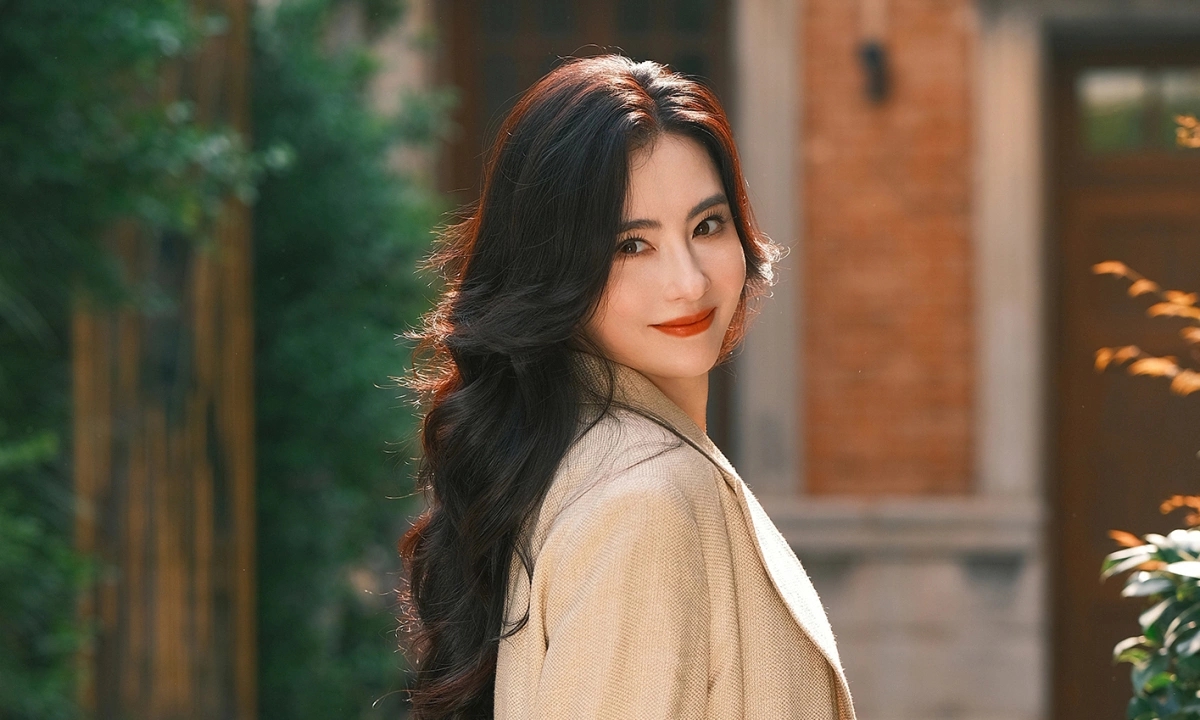 Chẳng ai để mặt mộc lên phim mà đẹp như mỹ nhân này: Nhan sắc hoàn hảo đến vô thực, 100 năm nữa vẫn là thánh visual- Ảnh 7.