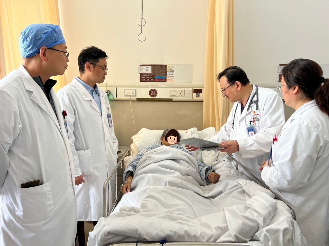 Người đàn ông bất ngờ bị suy thận: Bác sĩ nói thẳng "do uống thứ này suốt 1  năm"