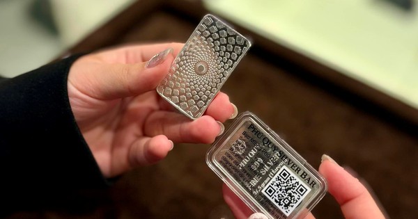 Giá bạc bật tăng mạnh- Ảnh 1.