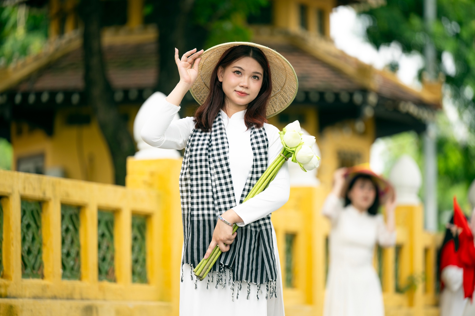 Quảng trường Ba Đình rực rỡ sắc đỏ từ sớm, người dân háo hức đếm ngược đến ngày Quốc khánh 2/9- Ảnh 15.