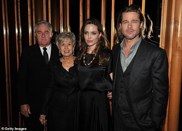 Mẹ Brad Pitt qua đời- Ảnh 3.