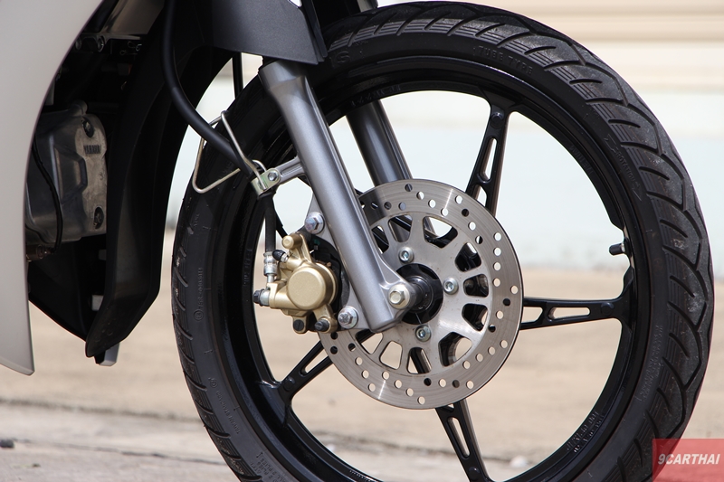 Đối thủ Honda Future ra mắt bản mới: Có phanh 