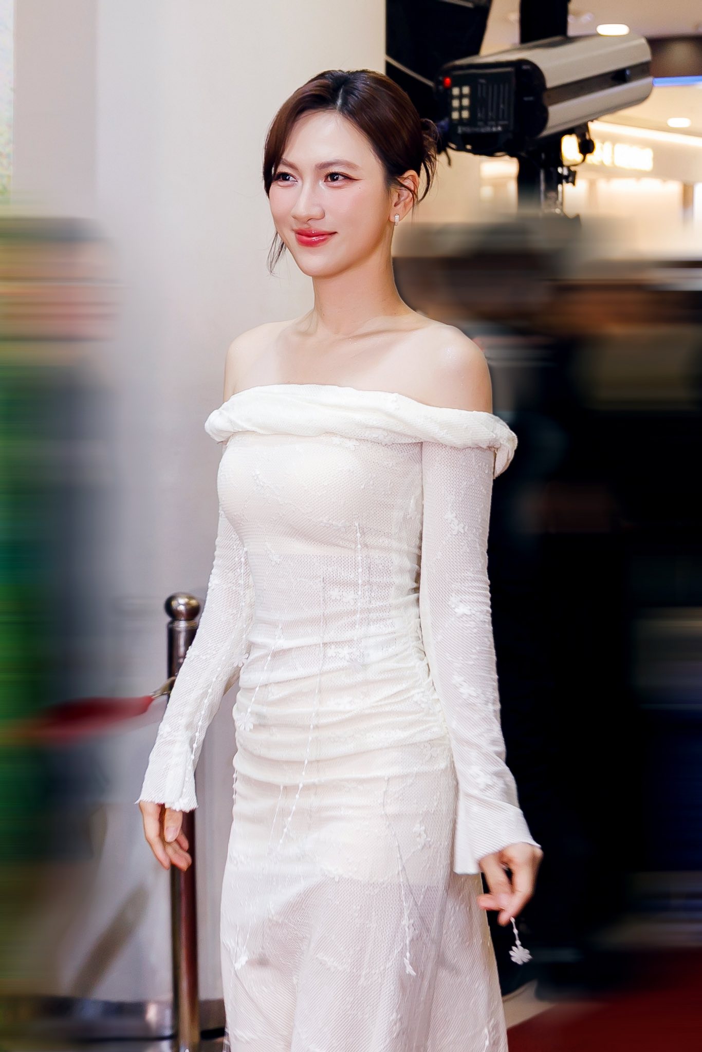 Ly nước "thanh xuân" Phương Anh Đào và loạt mỹ nhân Việt kết thân giúp da đẹp dáng gọn, chợ Việt lúc nào cũng dồi dào, sạch ngon- Ảnh 1.