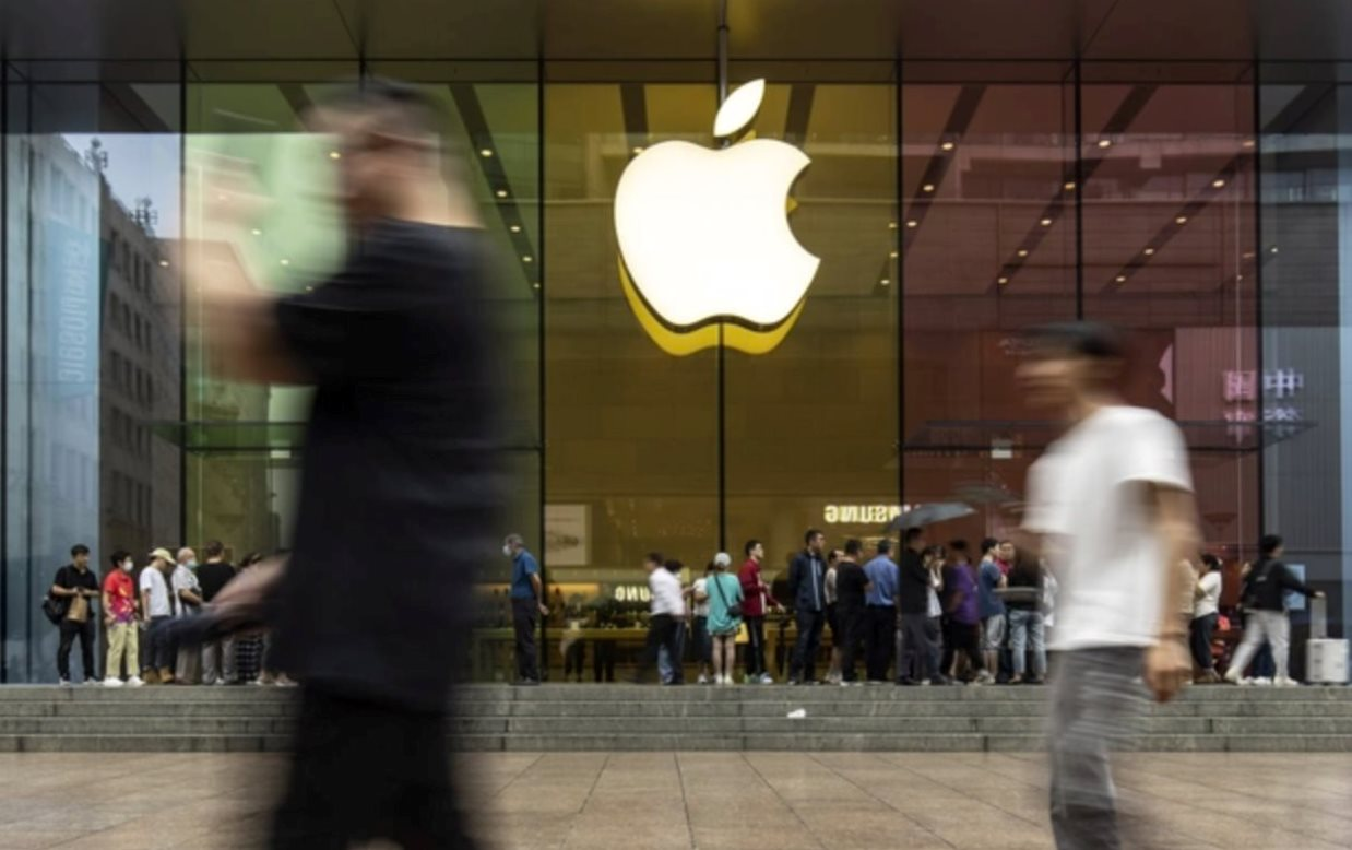 Chưa từng có: Apple tất tay chi 600 tỷ USD đặt cược sản xuất tại Mỹ, 20.000 nhân tài sẽ được chiêu mộ suốt 4 năm- Ảnh 1. Chưa từng có: Apple tất tay chi 600 tỷ USD đặt cược sản xuất tại Mỹ, 20.000 nhân tài sẽ được chiêu mộ suốt 4 năm- Ảnh 1.