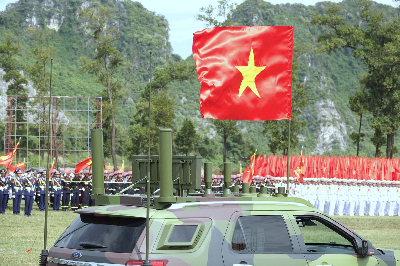 Ngắm dàn vũ khí, khí tài do Việt Nam sản xuất và hiện đại hóa- Ảnh 20.