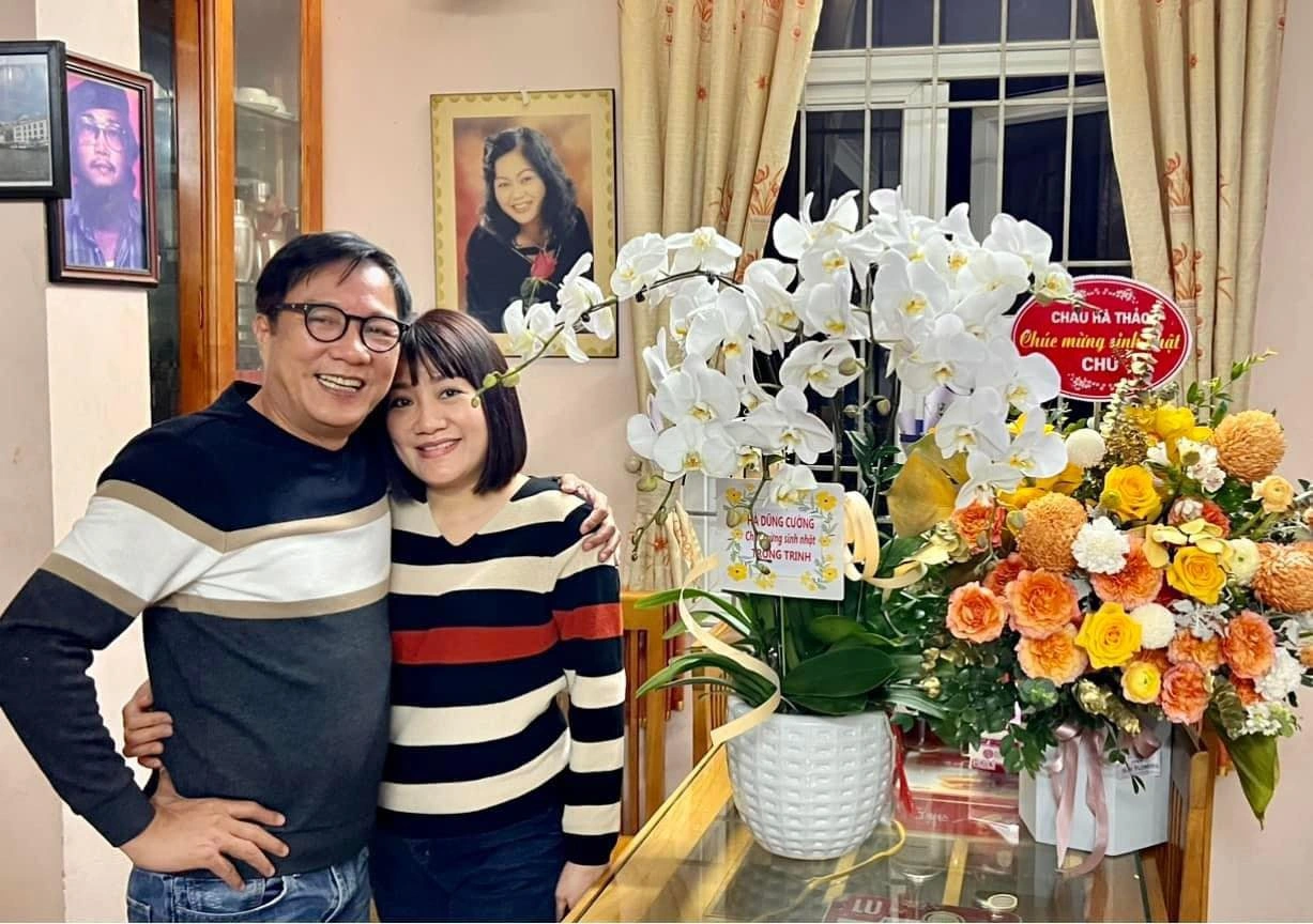 Nam NSND ở chung cư đường Nguyễn Xiển, U70 cực phong độ, viên mãn bên vợ trẻ sau 1 lần đổ vỡ hôn nhân- Ảnh 2. Nam NSND ở chung cư đường Nguyễn Xiển, U70 cực phong độ, viên mãn bên vợ trẻ sau 1 lần đổ vỡ hôn nhân- Ảnh 2.