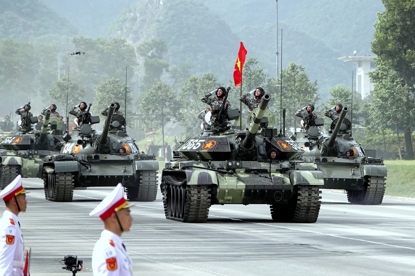 Ngắm dàn vũ khí, khí tài do Việt Nam sản xuất và hiện đại hóa- Ảnh 22.