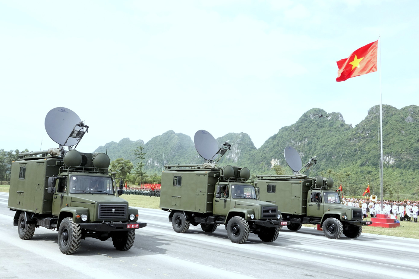 Ngắm dàn vũ khí, khí tài do Việt Nam sản xuất và hiện đại hóa- Ảnh 27.
