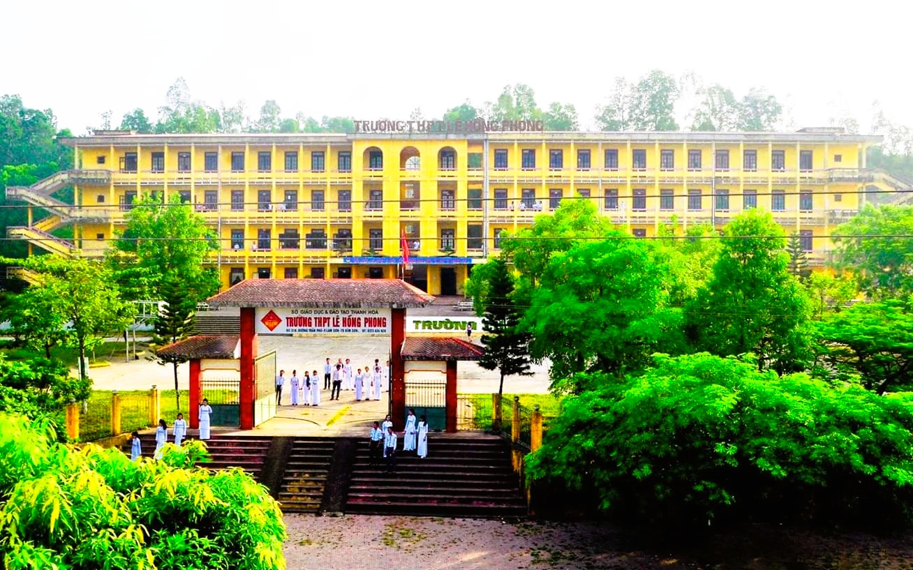 Vụ hiệu trưởng nâng khống điểm cho 1 thí sinh thành thủ khoa: Hội đồng chấm thi giải trình gì?- Ảnh 2.
