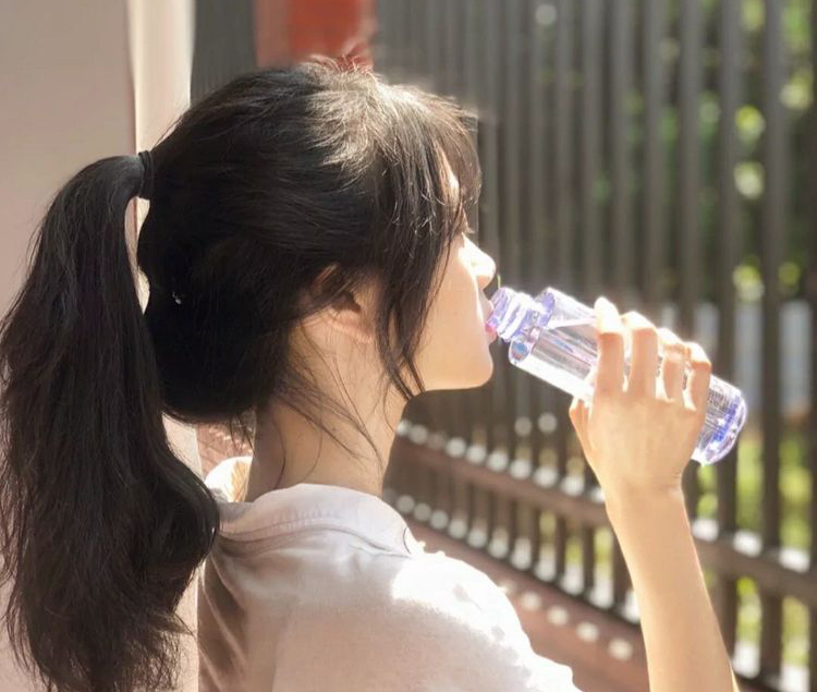 Bác sĩ vạch trần môn thể thao dễ gây đột tử nhất NHƯNG từ người trẻ tới già, nam hay nữ đều "mê như điếu đổ"- Ảnh 2.