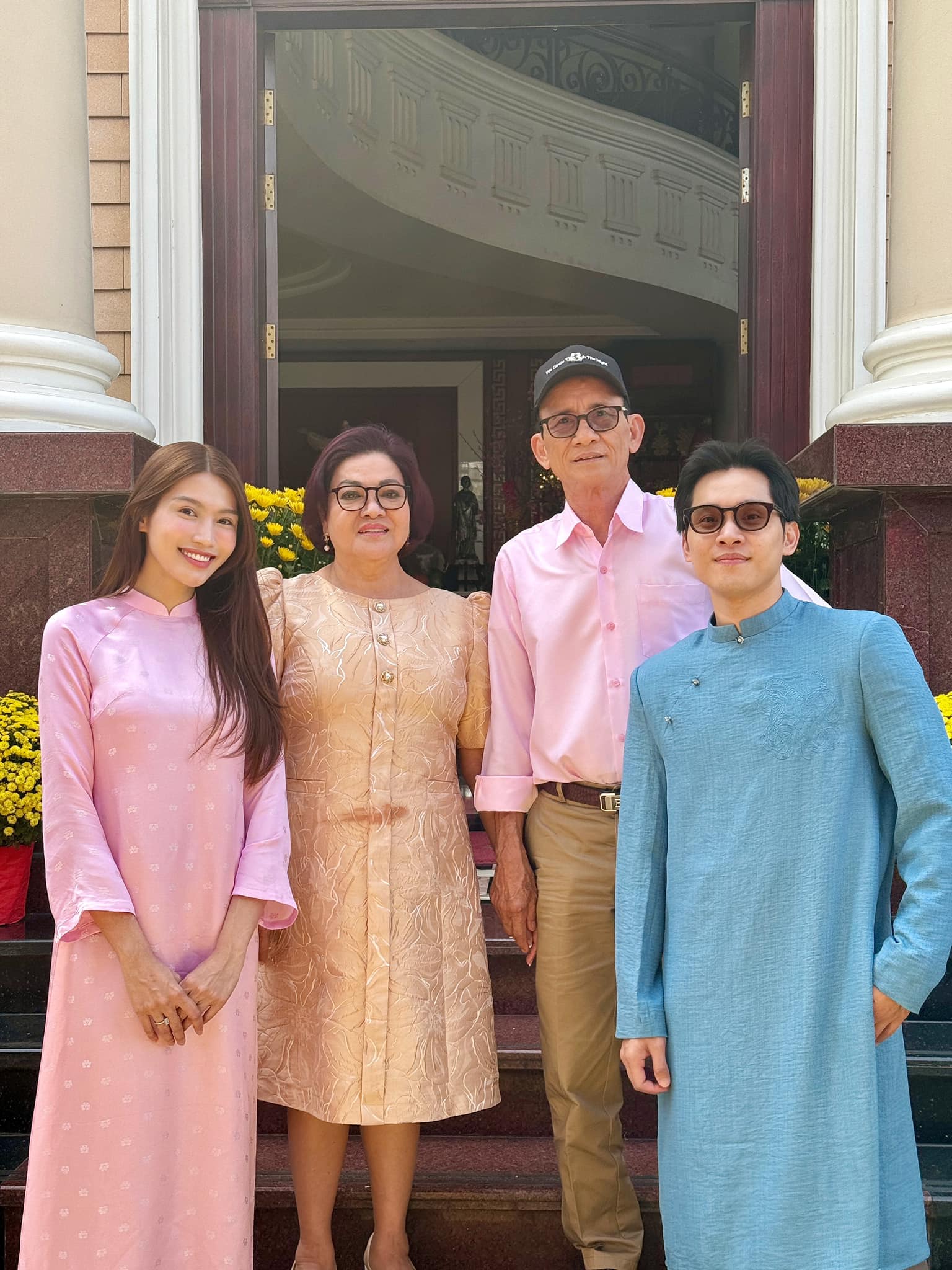 Chồng sắp cưới của Á hậu Chế Nguyễn Quỳnh Châu: Doanh nhân kín tiếng, visual và gia thế 