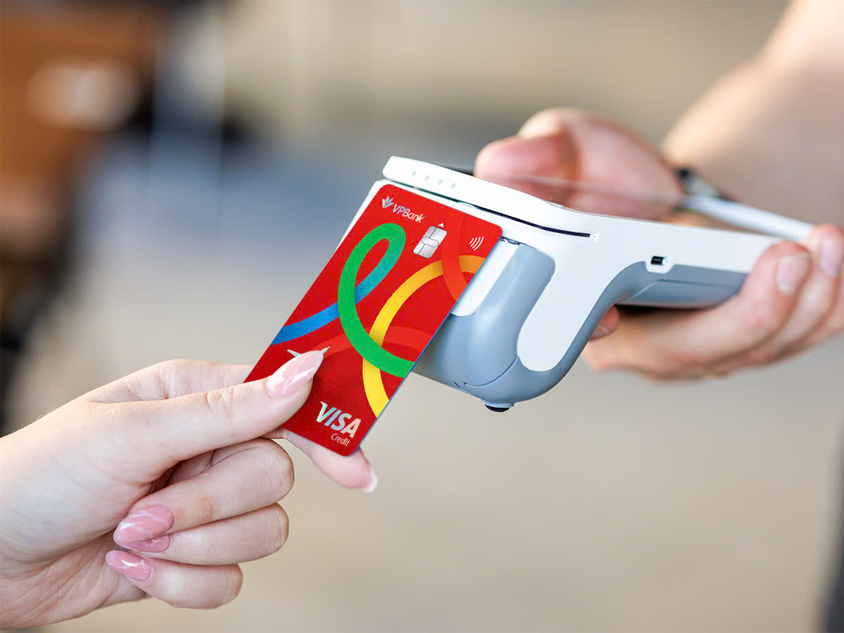VPBank hợp tác Vietjet, Visa ra mắt thẻ tín dụng VPBank YoJo Visa Platinum- Ảnh 2.