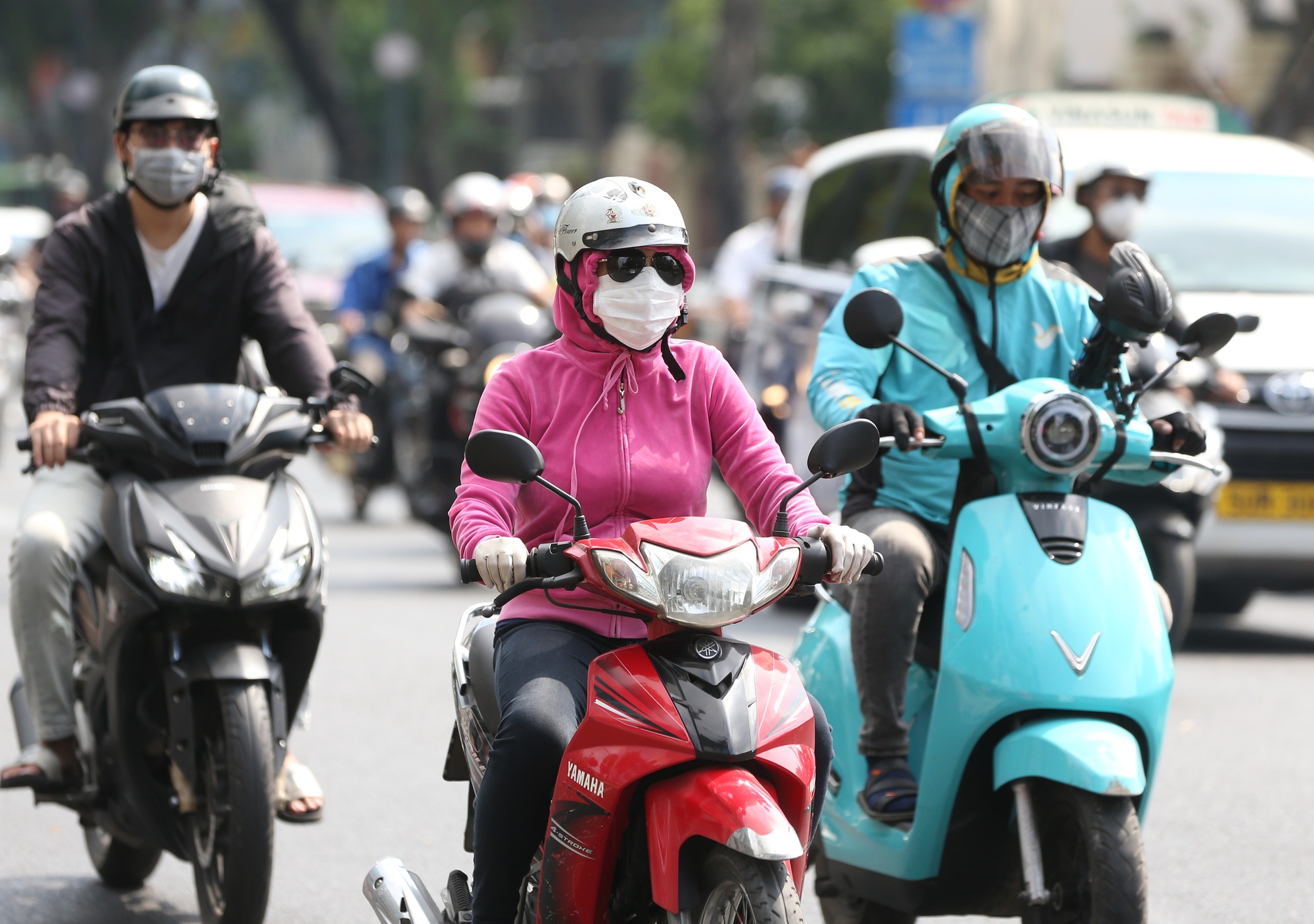 Thời tiết TP HCM hôm nay, 8-8: Trưa và chiều tối hạn chế ra đường nếu không có việc- Ảnh 1.