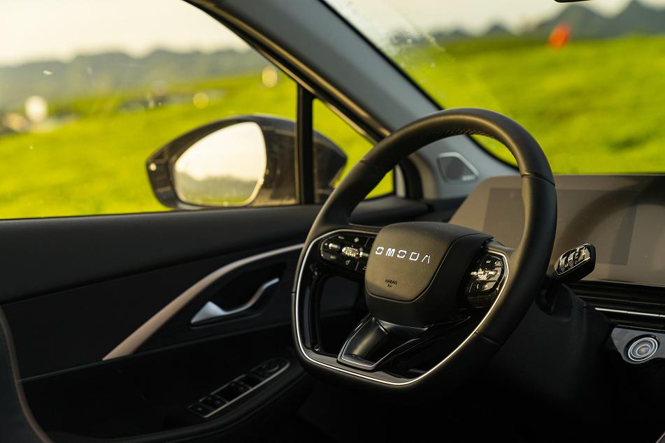 Omoda C5 mở bán với chương trình “Trả trước 0 đồng - Đem xe về nhà”- Ảnh 3. Omoda C5 mở bán với chương trình “Trả trước 0 đồng - Đem xe về nhà”- Ảnh 3.
