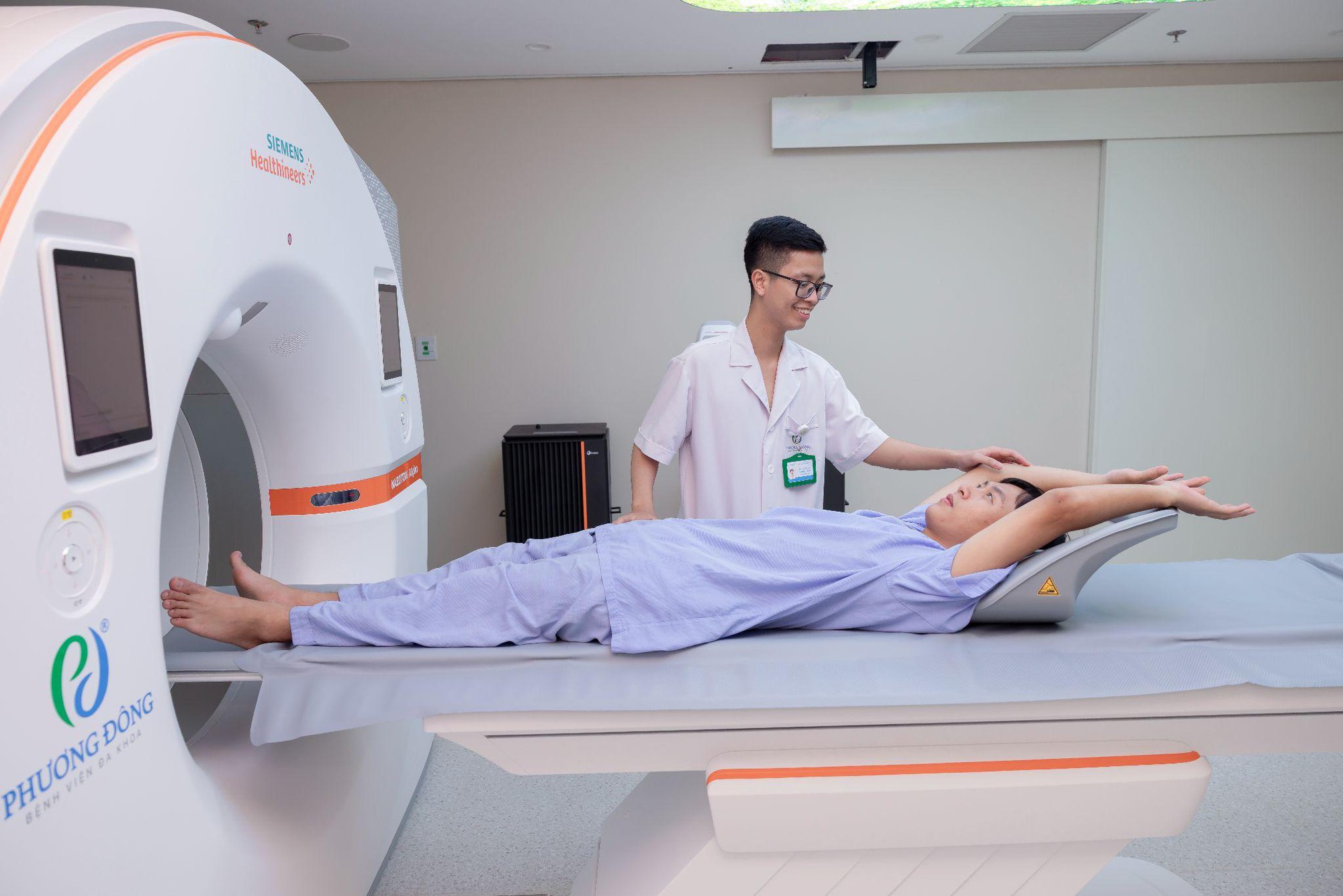 Ra mắt siêu máy CT đếm photon: Đột phá trong tầm soát đột quỵ- Ảnh 4.