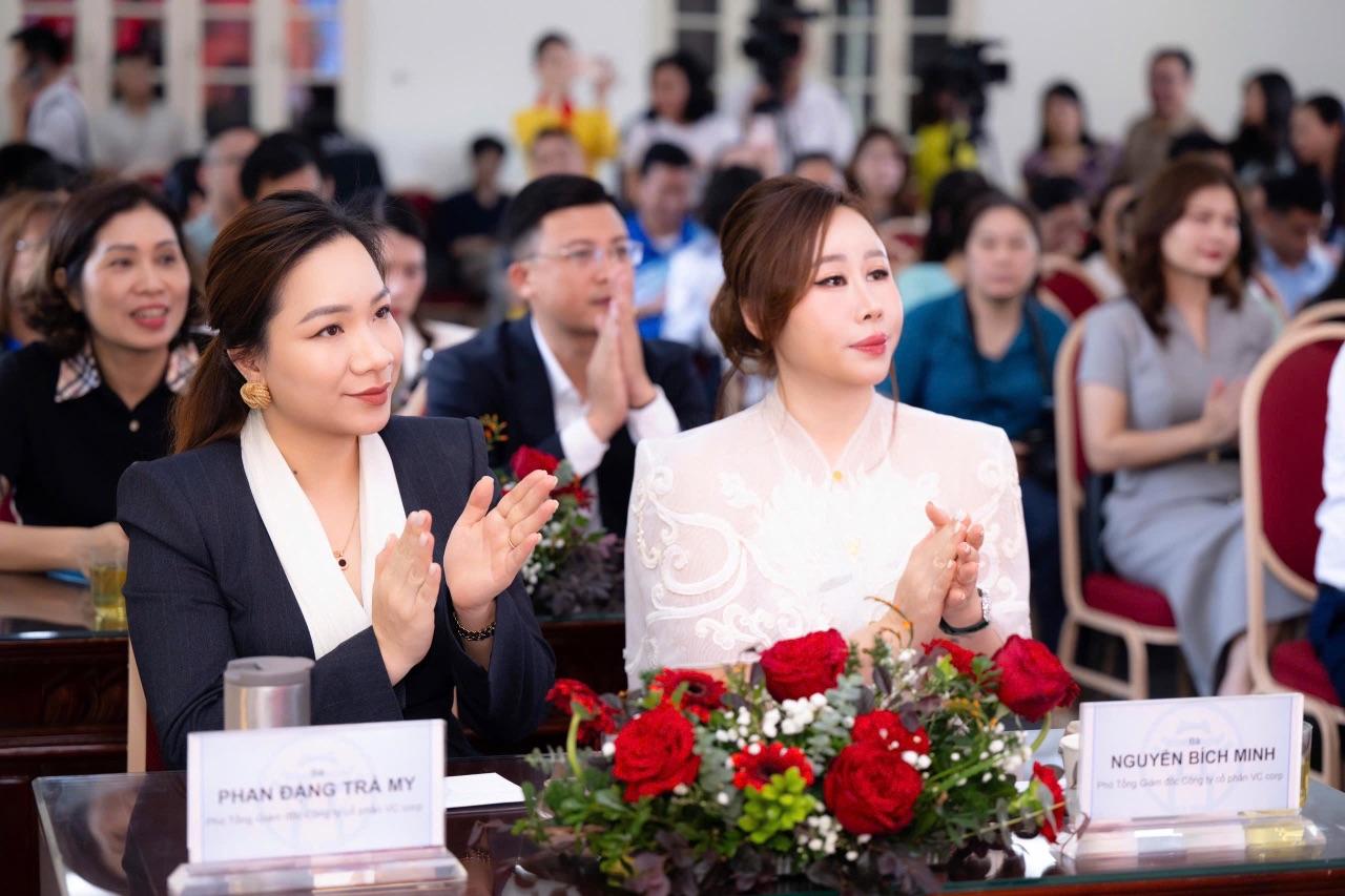 Hà Nội ra mắt nền tảng số 'A80 - Tự hào Việt Nam': Cung cấp toàn bộ lịch trình, thông tin, giao thông,…về lễ kỷ niệm, lan tỏa niềm tự hào dân tộc- Ảnh 4.