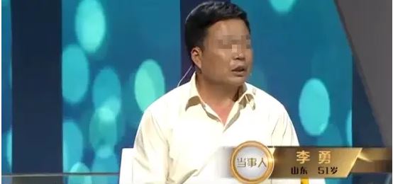 Người đàn ông tốt bụng đóng học phí giúp bé gái nghèo, cái kết 15 năm sau khiến nhiều người rơi nước mắt: Cổ tích là có thật!- Ảnh 1.