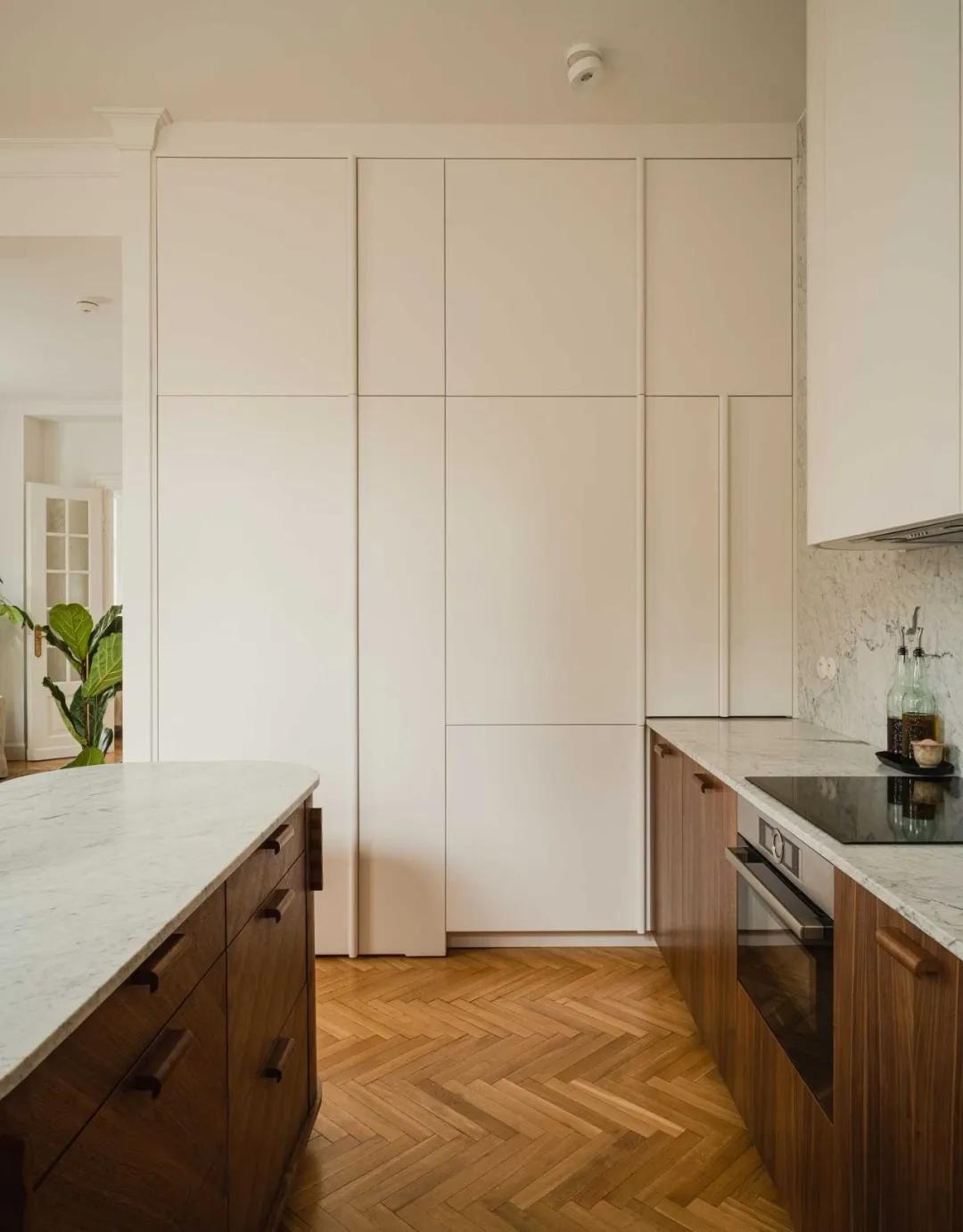 Ở sang mà vẫn giữ được vượng khí: Bên trong căn hộ 70m2 của cặp luật sư - diễn viên khiến hội yêu nhà trầm trồ- Ảnh 7.