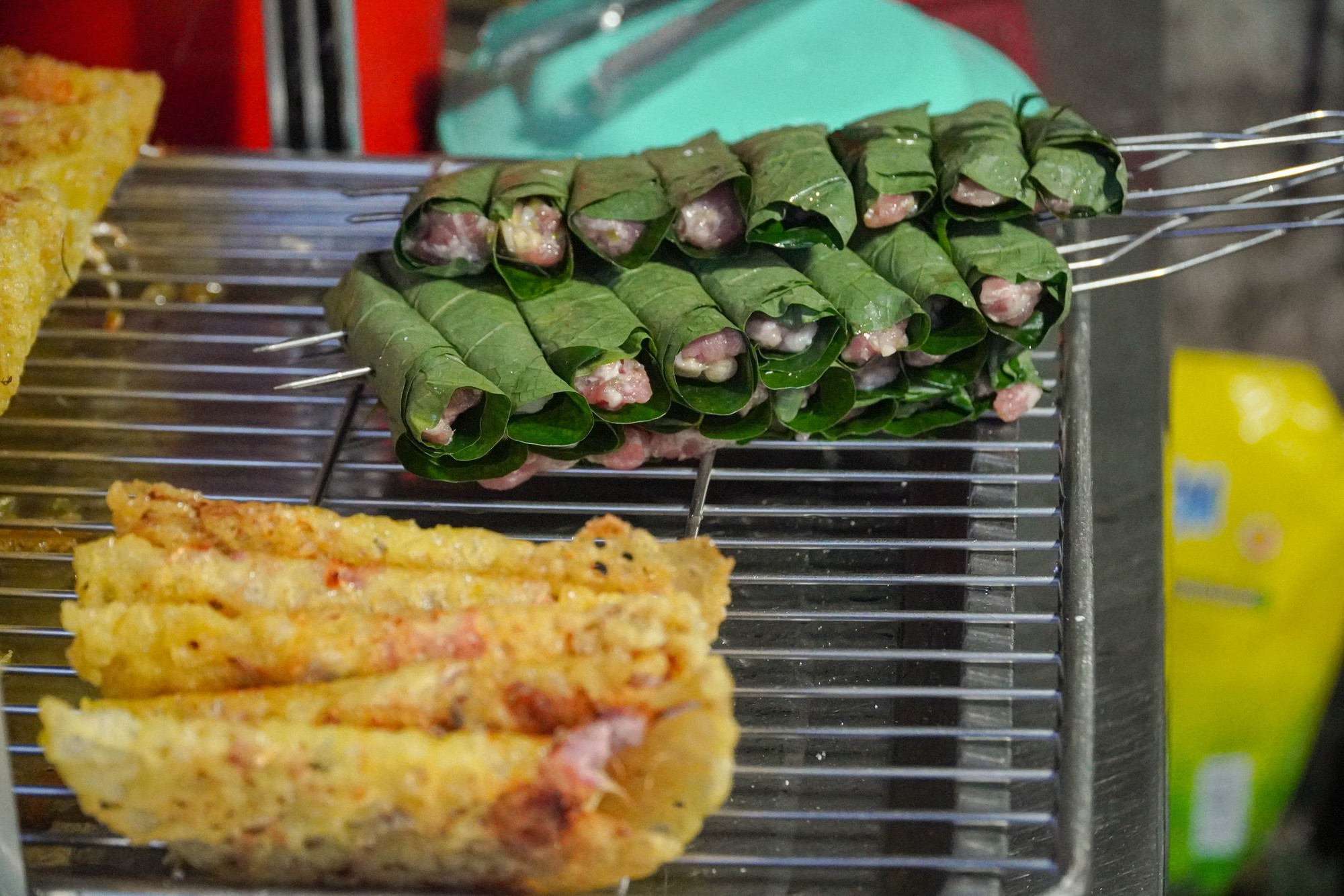 Xe bán bánh xèo của người cha đơn thân nuôi 2 con tự kỷ- Ảnh 10.