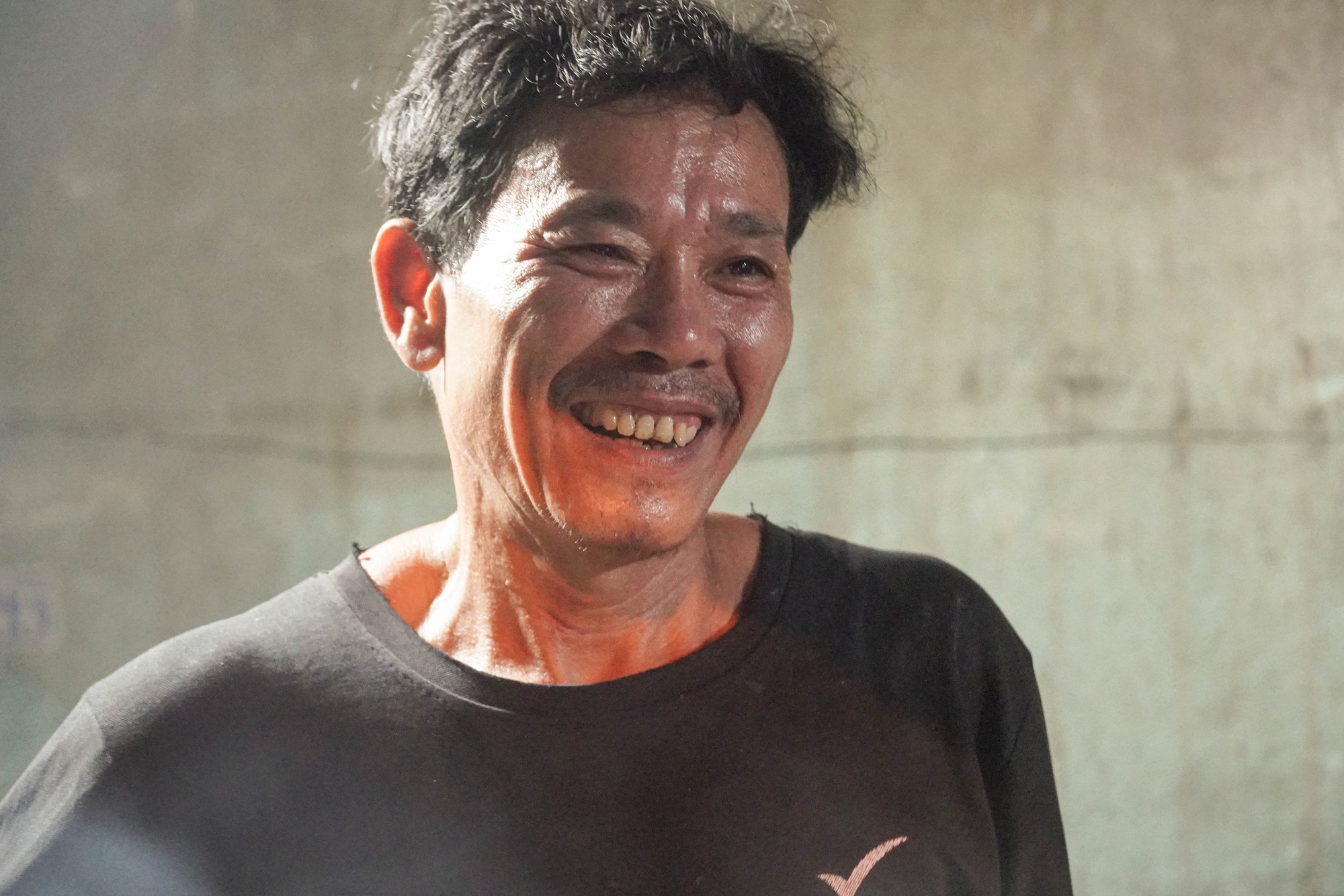 Xe bán bánh xèo của người cha đơn thân nuôi 2 con tự kỷ- Ảnh 8.