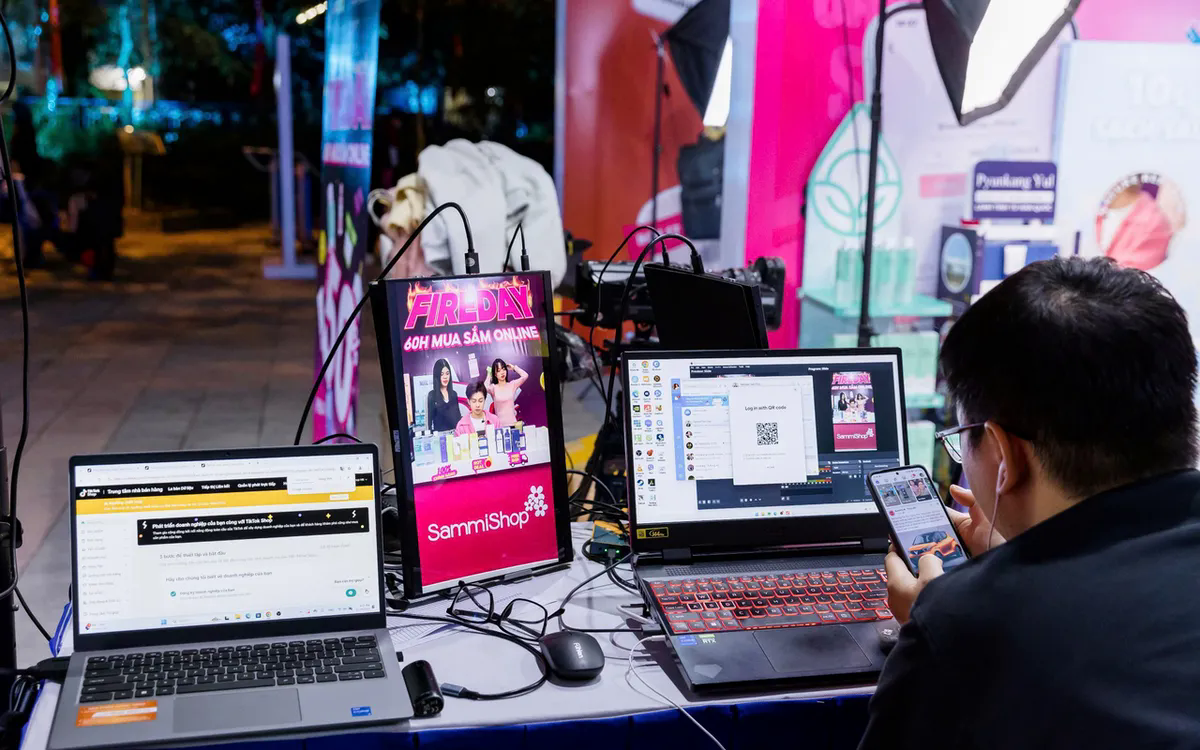 TikTok Shop tăng phí sàn 300%, người bán “méo mặt” tính lãi từng đơn hàng TikTok Shop tăng phí sàn 300%, người bán “méo mặt” tính lãi từng đơn hàng