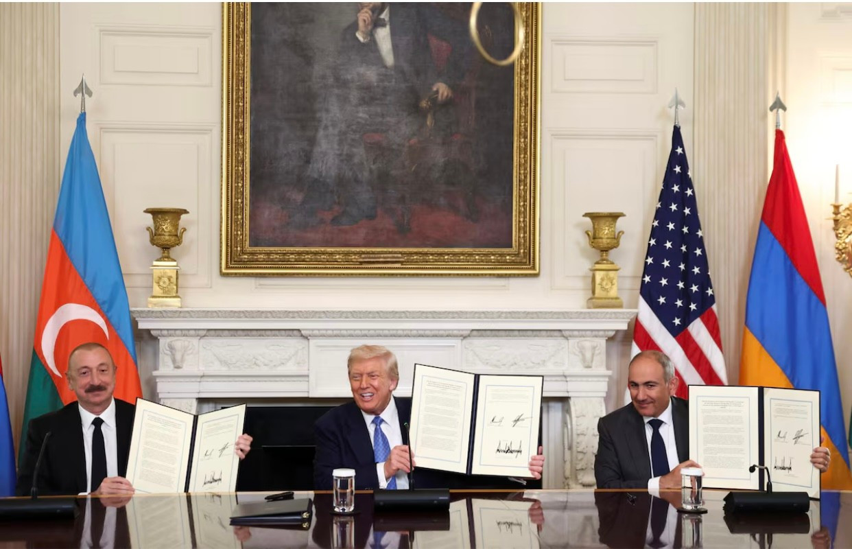 Tổng thống Mỹ Trump đạt được thành tựu lớn với hai nước láng giềng của Nga- Ảnh 1.