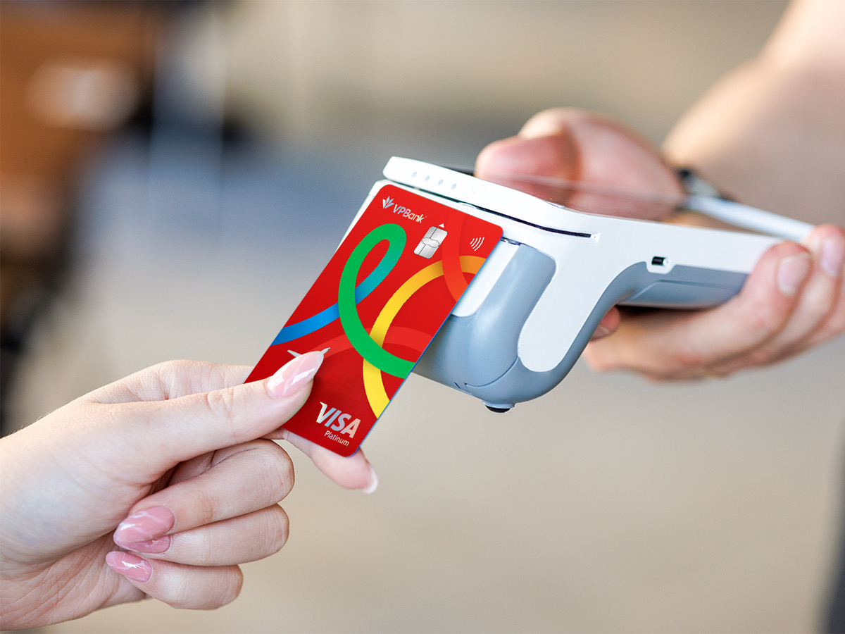 VPBank hợp tác Vietjet, Visa ra mắt thẻ tín dụng VPBank YoJo Visa Platinum- Ảnh 2.