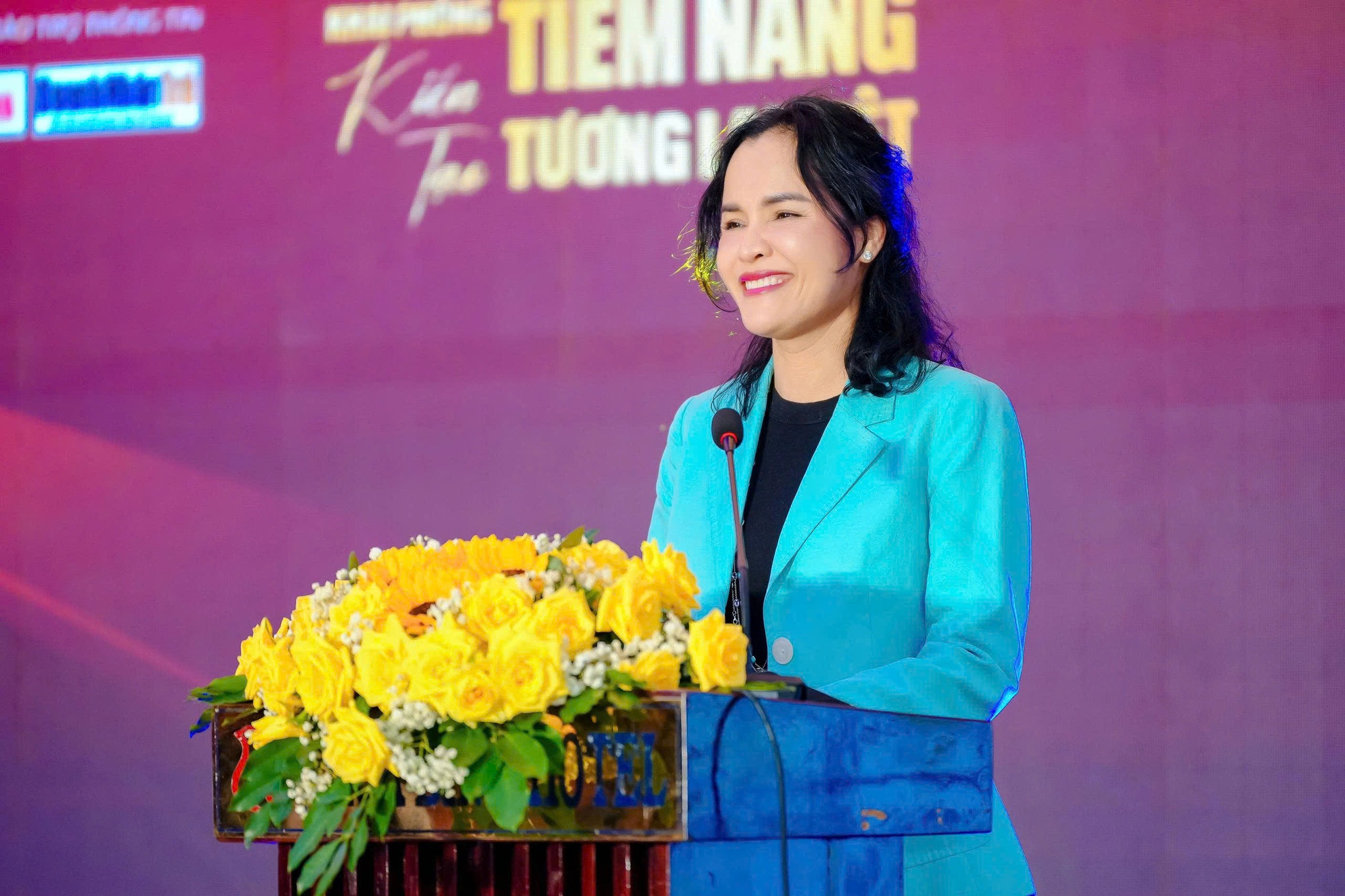 Hàng trăm kiến nghị từ doanh nghiệp tại vòng địa phương Diễn đàn Kinh tế tư nhân 2025: Nhiều vấn đề được xử lý ngay- Ảnh 2. Hàng trăm kiến nghị từ doanh nghiệp tại vòng địa phương Diễn đàn Kinh tế tư nhân 2025: Nhiều vấn đề được xử lý ngay- Ảnh 2.