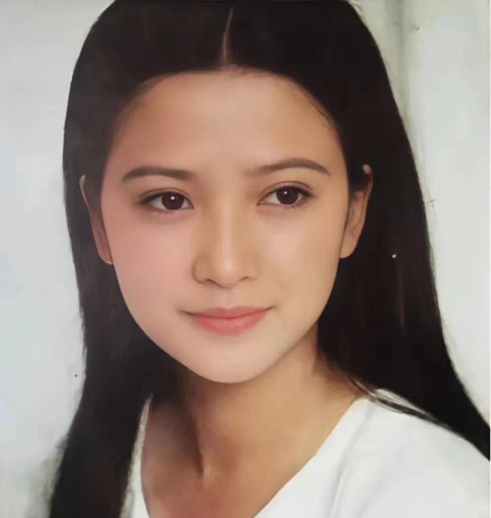 Diễn viên duy nhất góp mặt trong cả 4 bộ phim chuyển thể từ Tứ đại danh tác hóa ra là "con nhà người ta" học vấn đáng nể!- Ảnh 7.