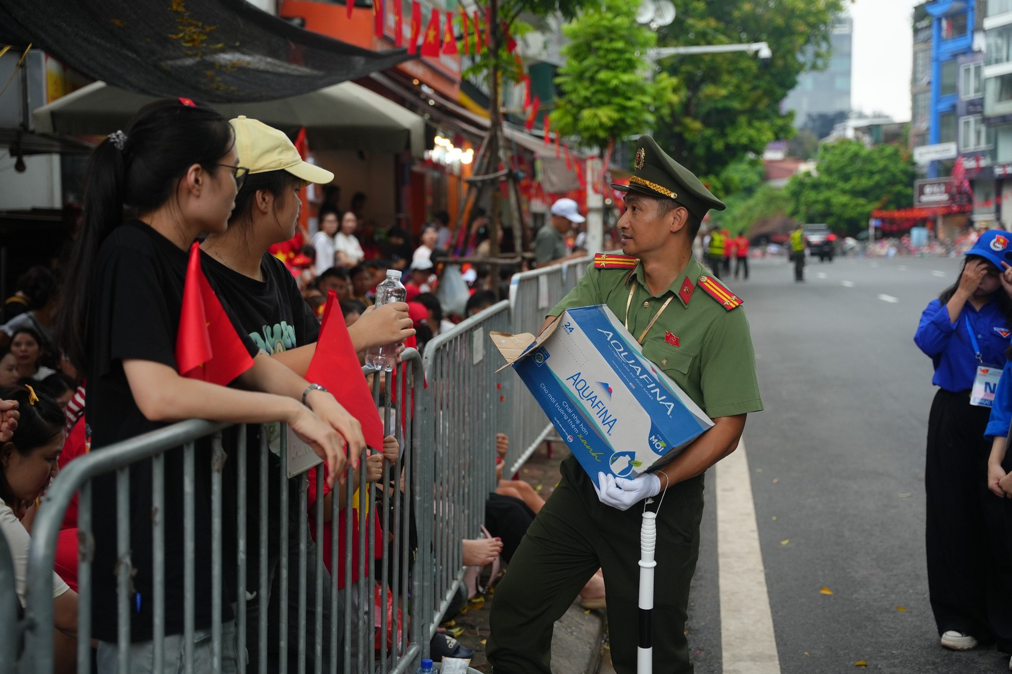 Yêu nước từ điều nhỏ bé nhất, 100 triệu người như một: Những điều NÊN LÀM trong Đại lễ 2/9 đang viral- Ảnh 1.