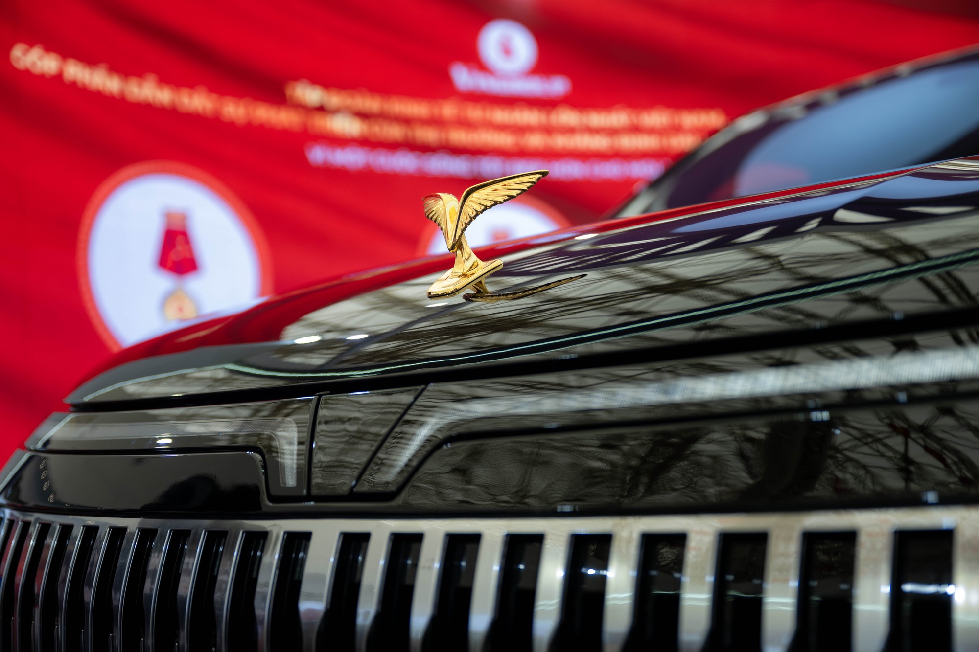 Cận cảnh “chuyên cơ mặt đất” Lạc Hồng 900 LX dành riêng để đưa đón nguyên thủ quốc tế- Ảnh 9.