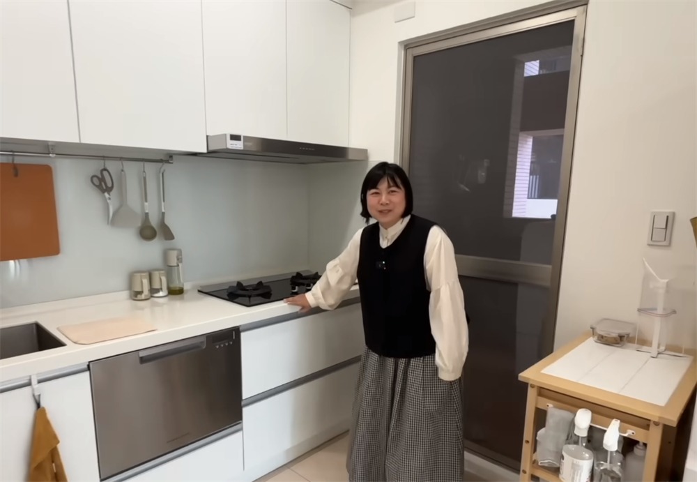 Trố mắt trước căn hộ tinh tươm của người phụ nữ trung niên: Trố mắt trước căn hộ tinh tươm của người phụ nữ trung niên: