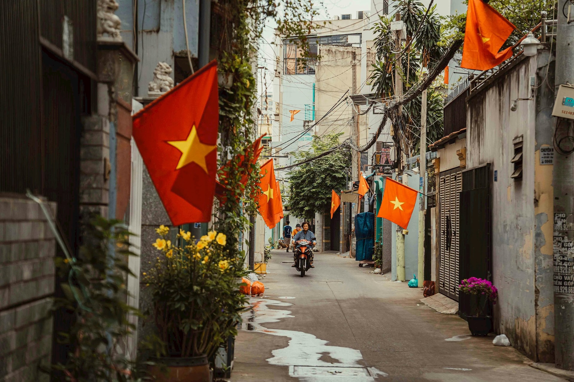 Nhờ đổi mới tư duy, Hà Nội thoát cảnh 1 tuần chỉ lập được 2 doanh nghiệp, vậy với loạt ‘mục tiêu khó’ trước mắt, Việt Nam cần sự thay đổi lớn nào?- Ảnh 7. Nhờ đổi mới tư duy, Hà Nội thoát cảnh 1 tuần chỉ lập được 2 doanh nghiệp, vậy với loạt ‘mục tiêu khó’ trước mắt, Việt Nam cần sự thay đổi lớn nào?- Ảnh 7.