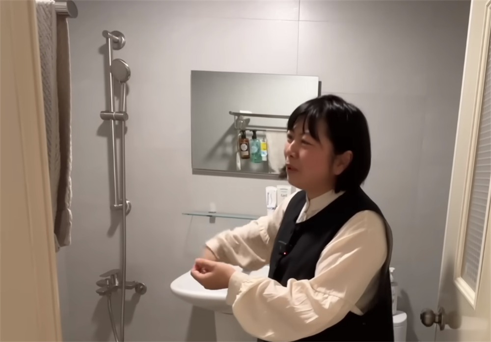 Trố mắt trước căn hộ tinh tươm của người phụ nữ trung niên: Trố mắt trước căn hộ tinh tươm của người phụ nữ trung niên: