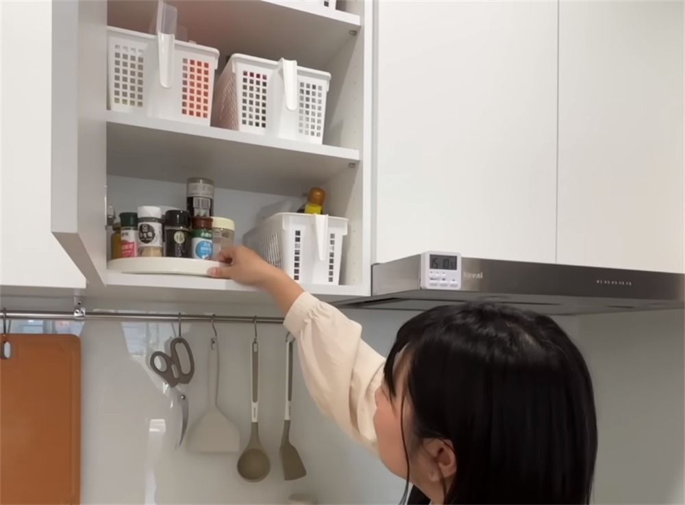 Trố mắt trước căn hộ tinh tươm của người phụ nữ trung niên: Trố mắt trước căn hộ tinh tươm của người phụ nữ trung niên: