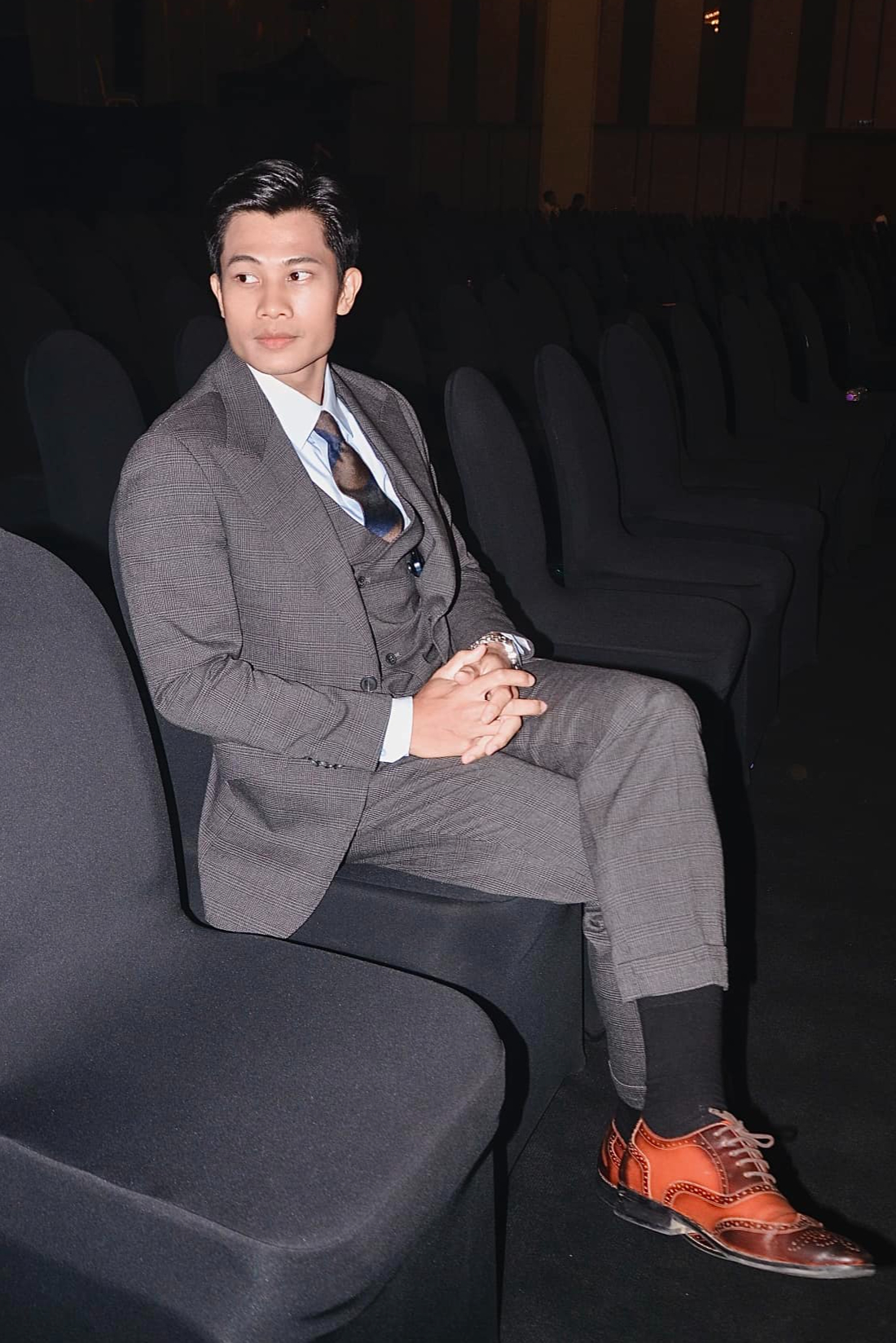 Sao nam phim Mưa Đỏ hết "huỷ dung" đến siết cân gây choáng: Visual lạ lẫm nhưng body 6 múi căng đét- Ảnh 7. Sao nam phim Mưa Đỏ hết "huỷ dung" đến siết cân gây choáng: Visual lạ lẫm nhưng body 6 múi căng đét- Ảnh 7.