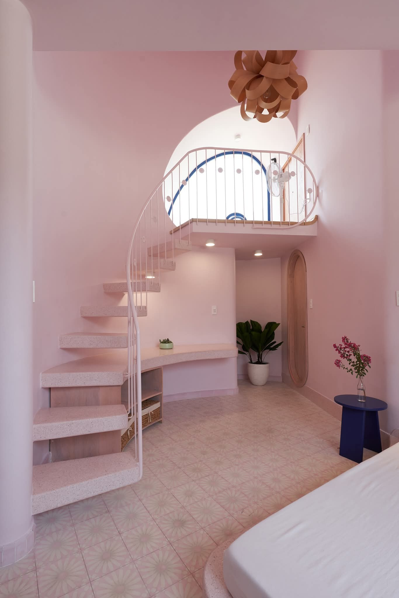 Ngôi nhà 160m2 với gam màu đặc biệt ở TP.HCM- Ảnh 12. Ngôi nhà 160m2 với gam màu đặc biệt ở TP.HCM- Ảnh 12.