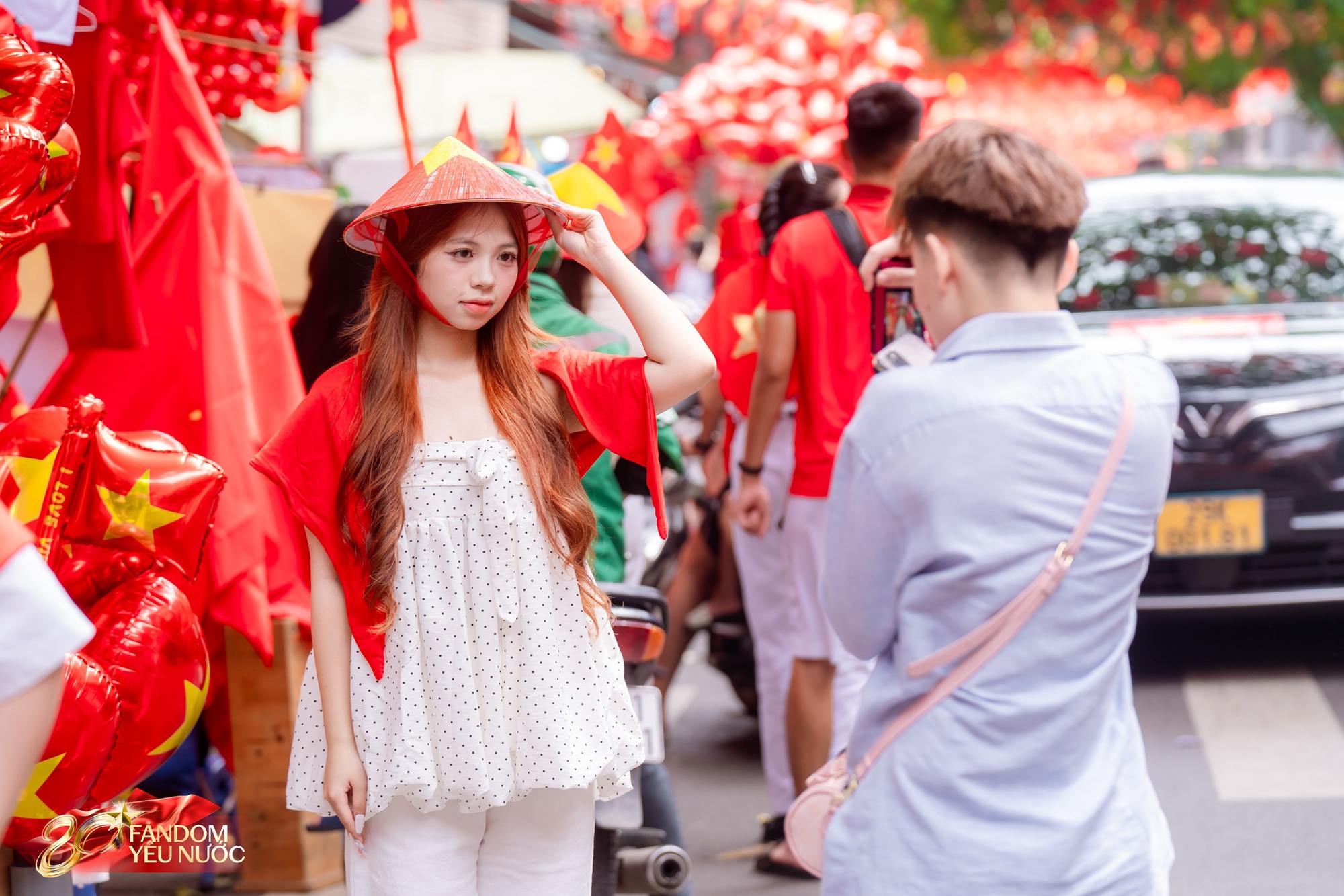 Khối nàng thơ tiến về Hàng Mã- Ảnh 3. Khối nàng thơ tiến về Hàng Mã- Ảnh 3.